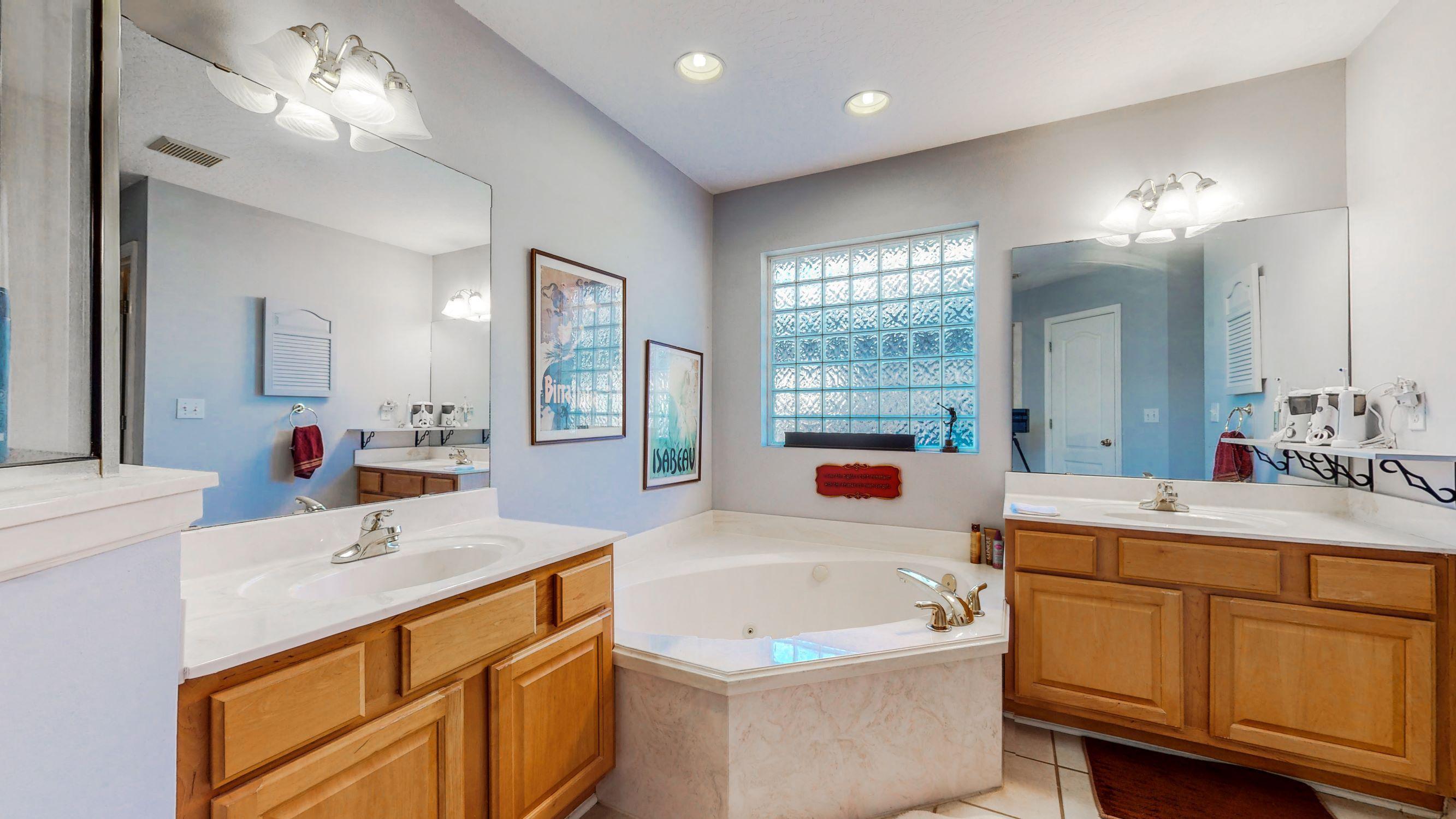 NORTH RIDGE CREEK S/D - Residential