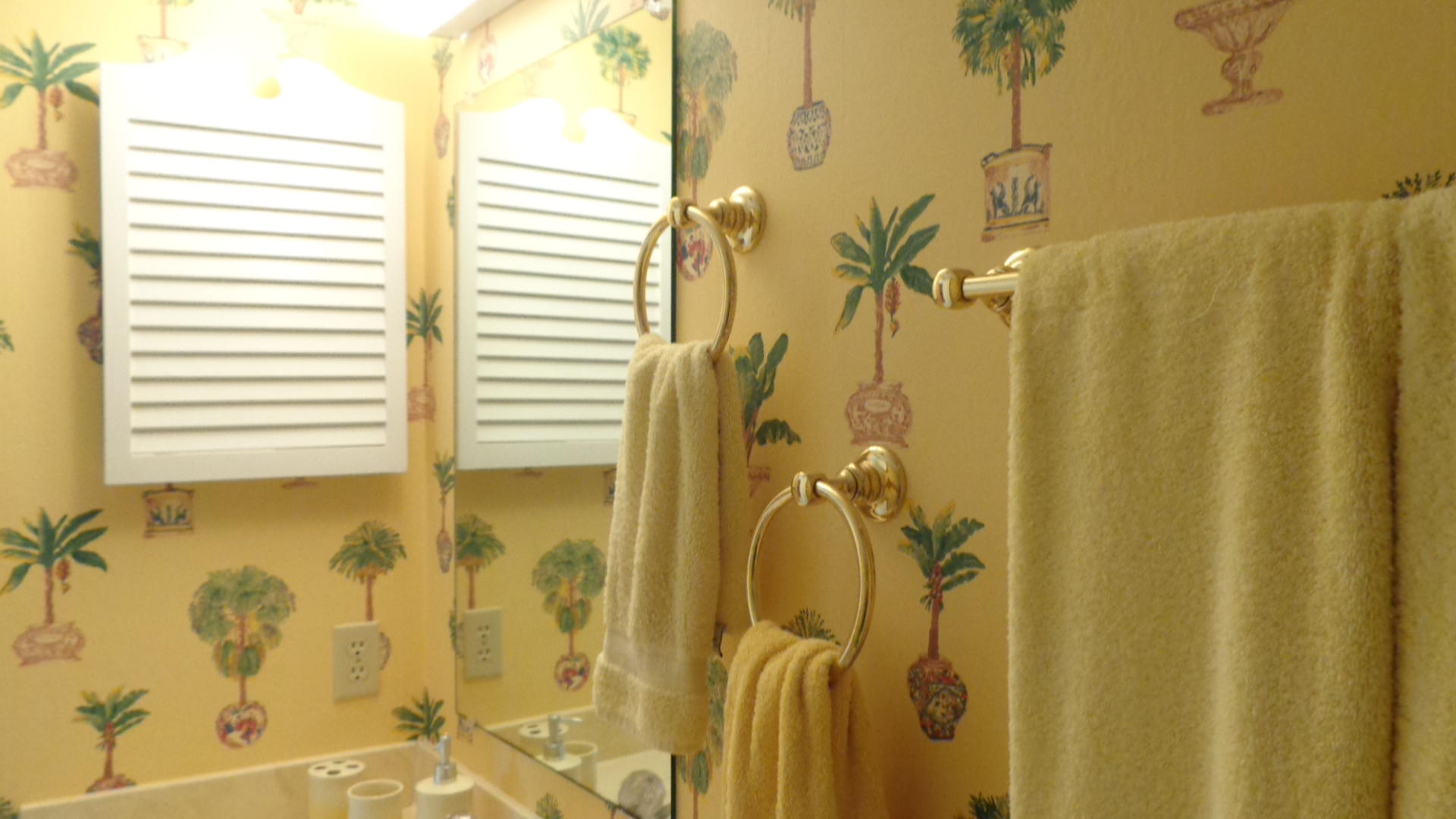 SEASCAPE CONDO FAIRWAYS AT - Residential