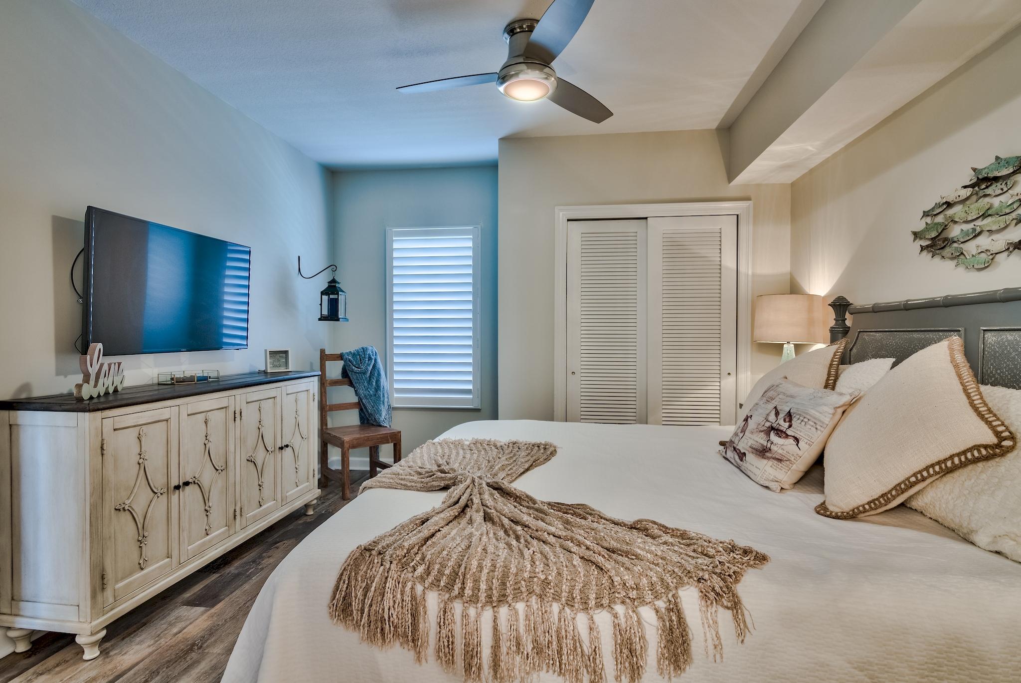 STERLING SHORES - Residential