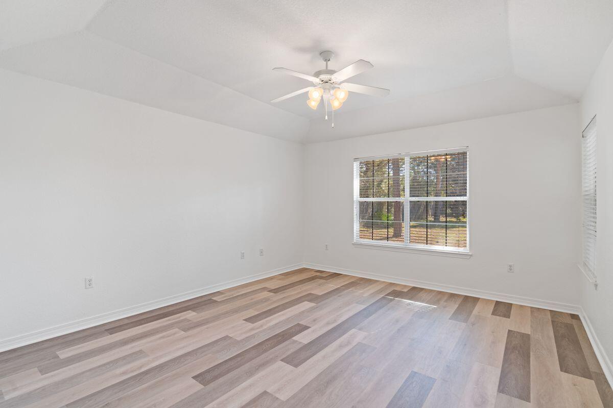 EMERALD LAKES PH 1 - Residential