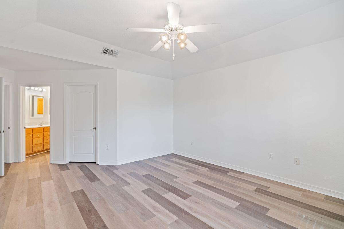 EMERALD LAKES PH 1 - Residential
