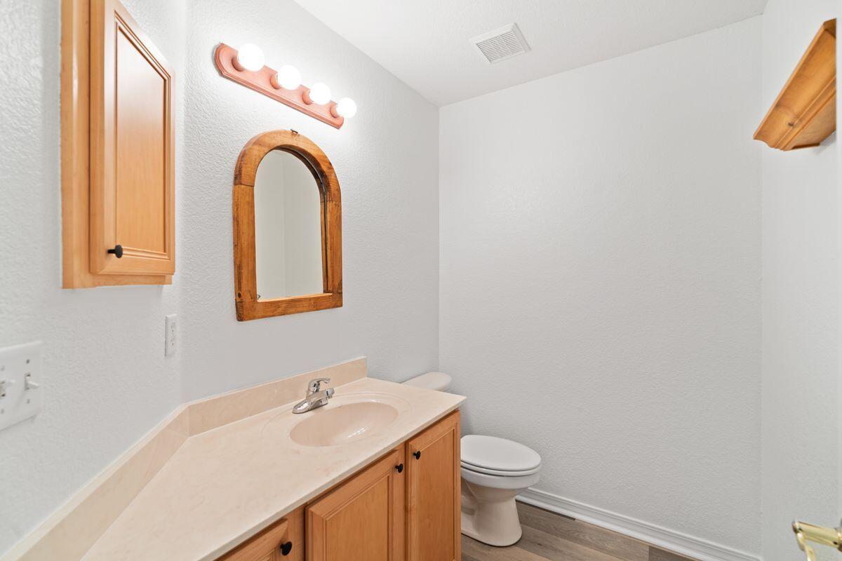 EMERALD LAKES PH 1 - Residential
