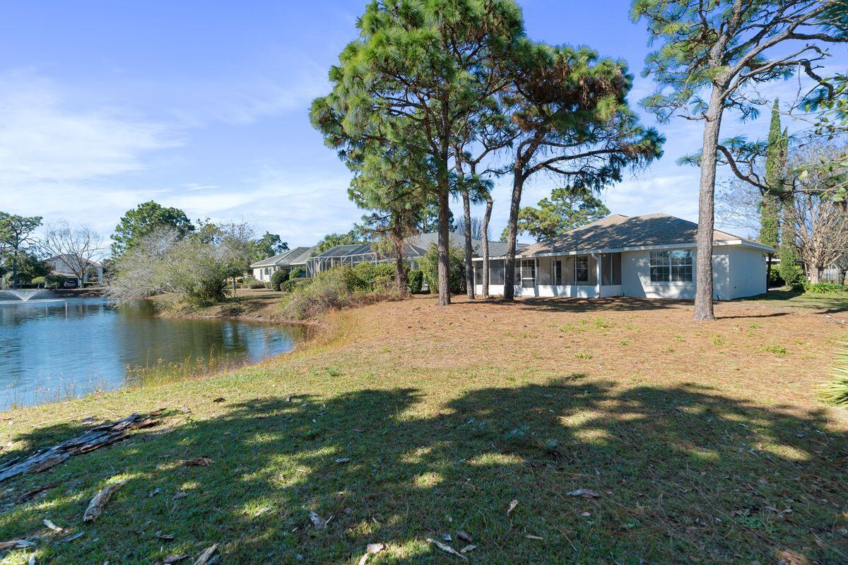 EMERALD LAKES PH 1 - Residential