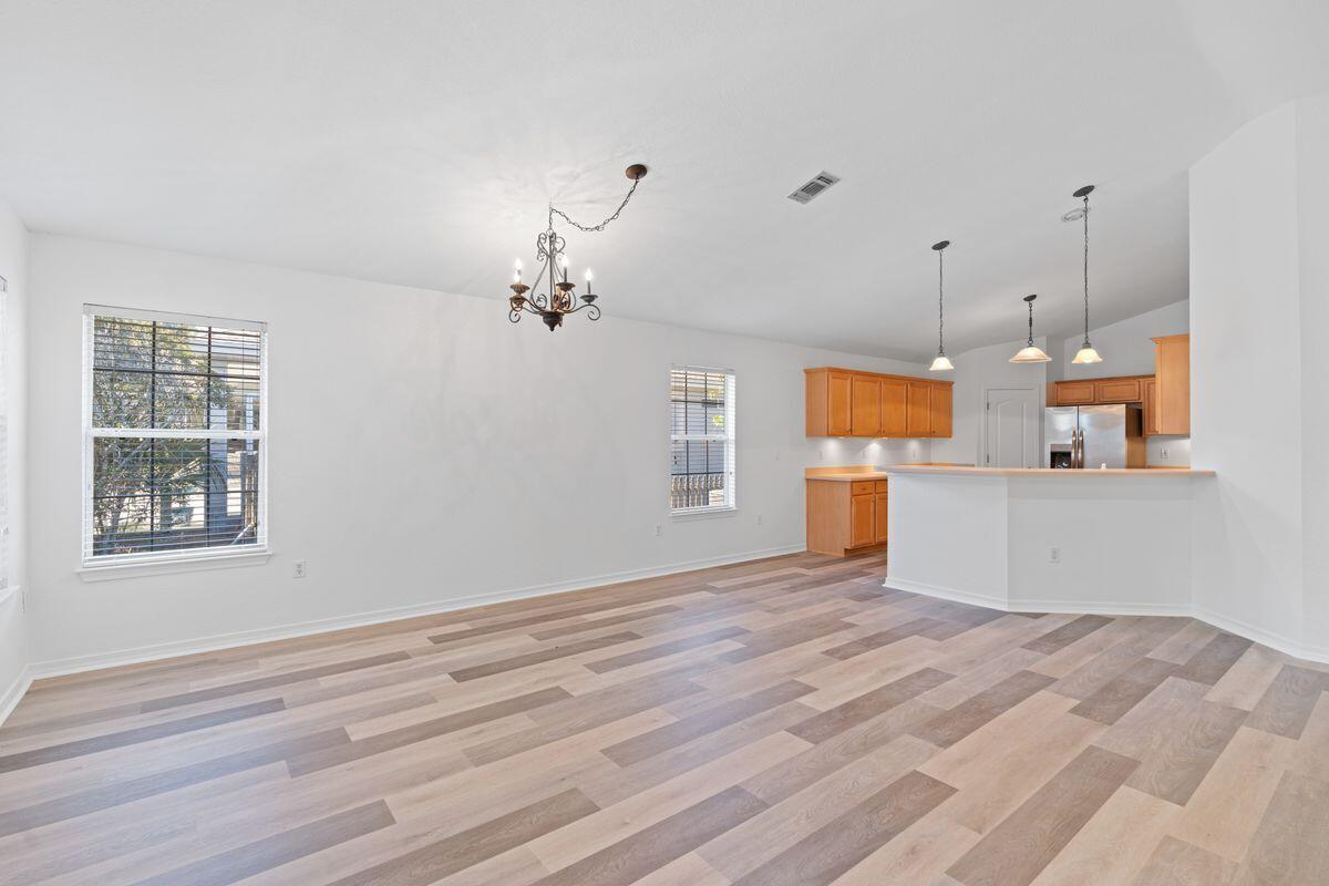 EMERALD LAKES PH 1 - Residential