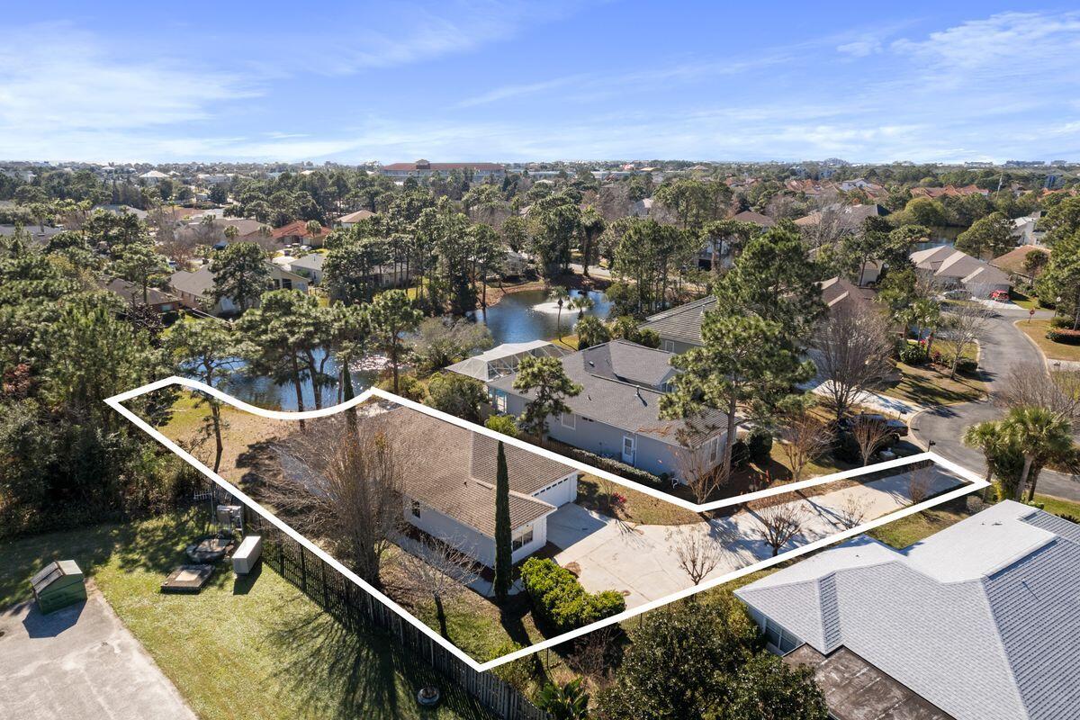 EMERALD LAKES PH 1 - Residential