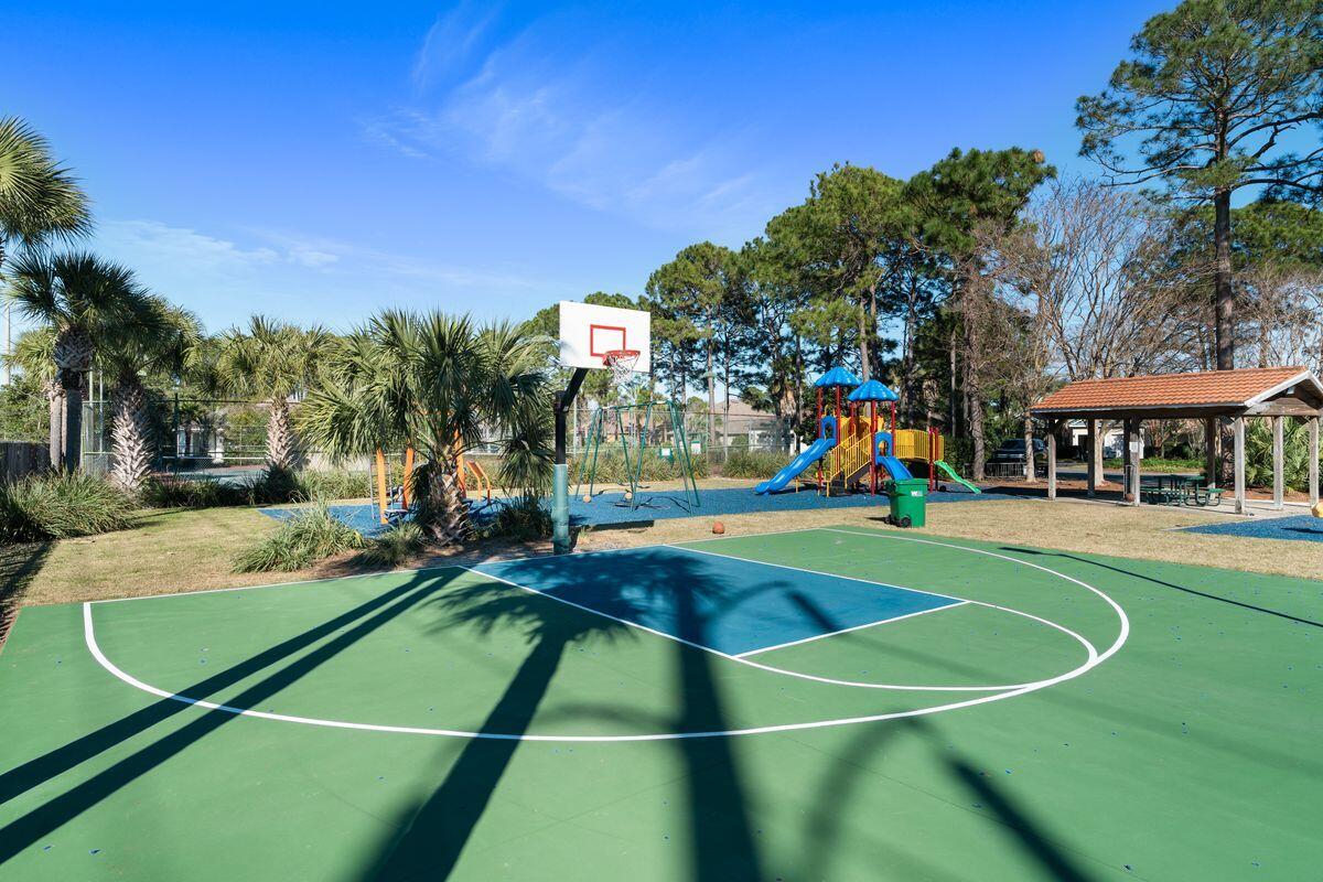 EMERALD LAKES PH 1 - Residential