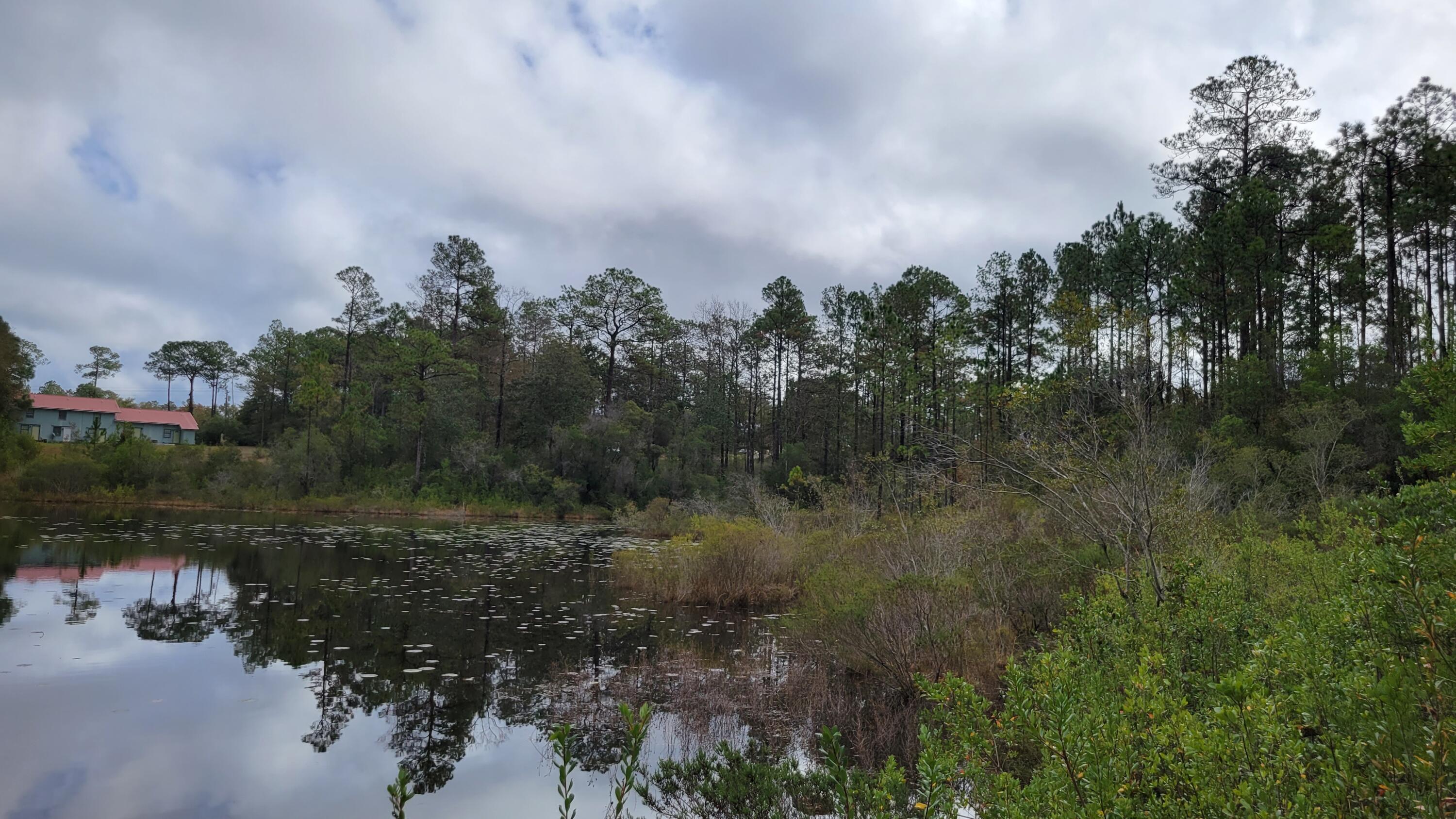 QUAIL RIDGE ESTATES LAKES - Land