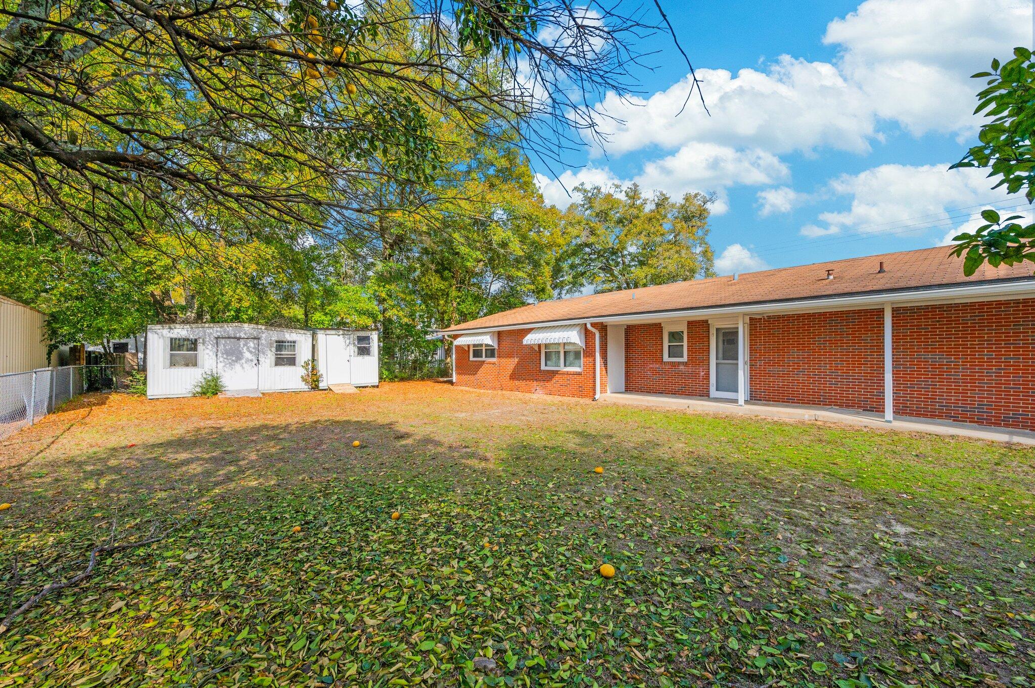DEFUNIAK SPRINGS TOWN OF - Residential