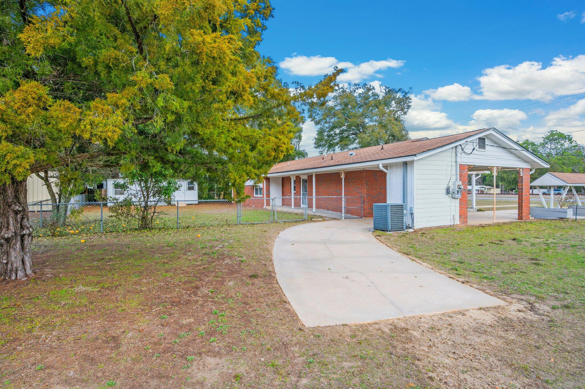 DEFUNIAK SPRINGS TOWN OF - Residential