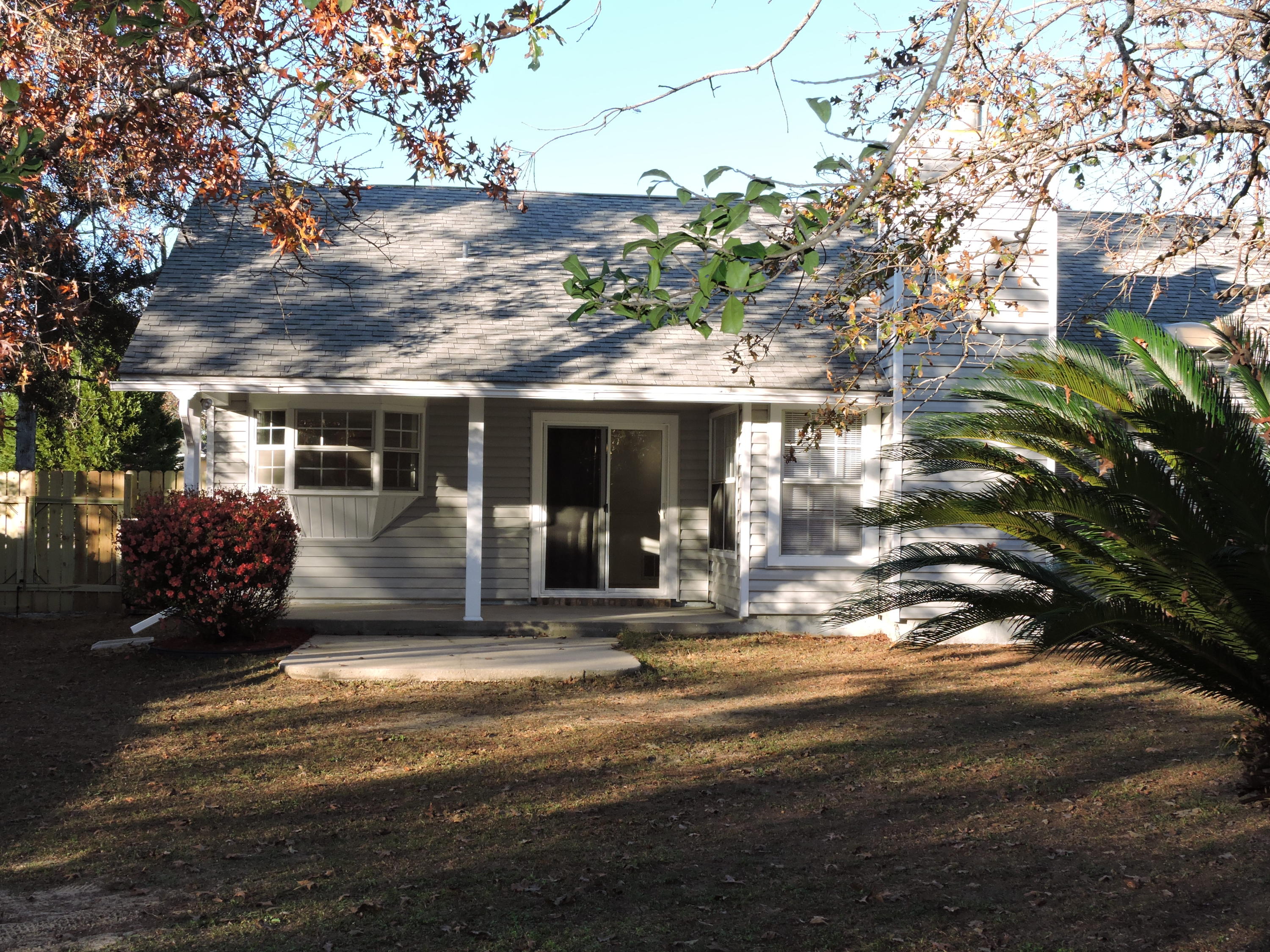 COUNTRYVIEW ESTATES 5TH ADDN - Residential Lease