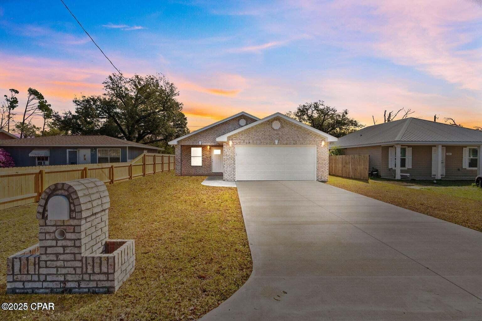 NO RECORDED SUBDIVISION - Residential Lease