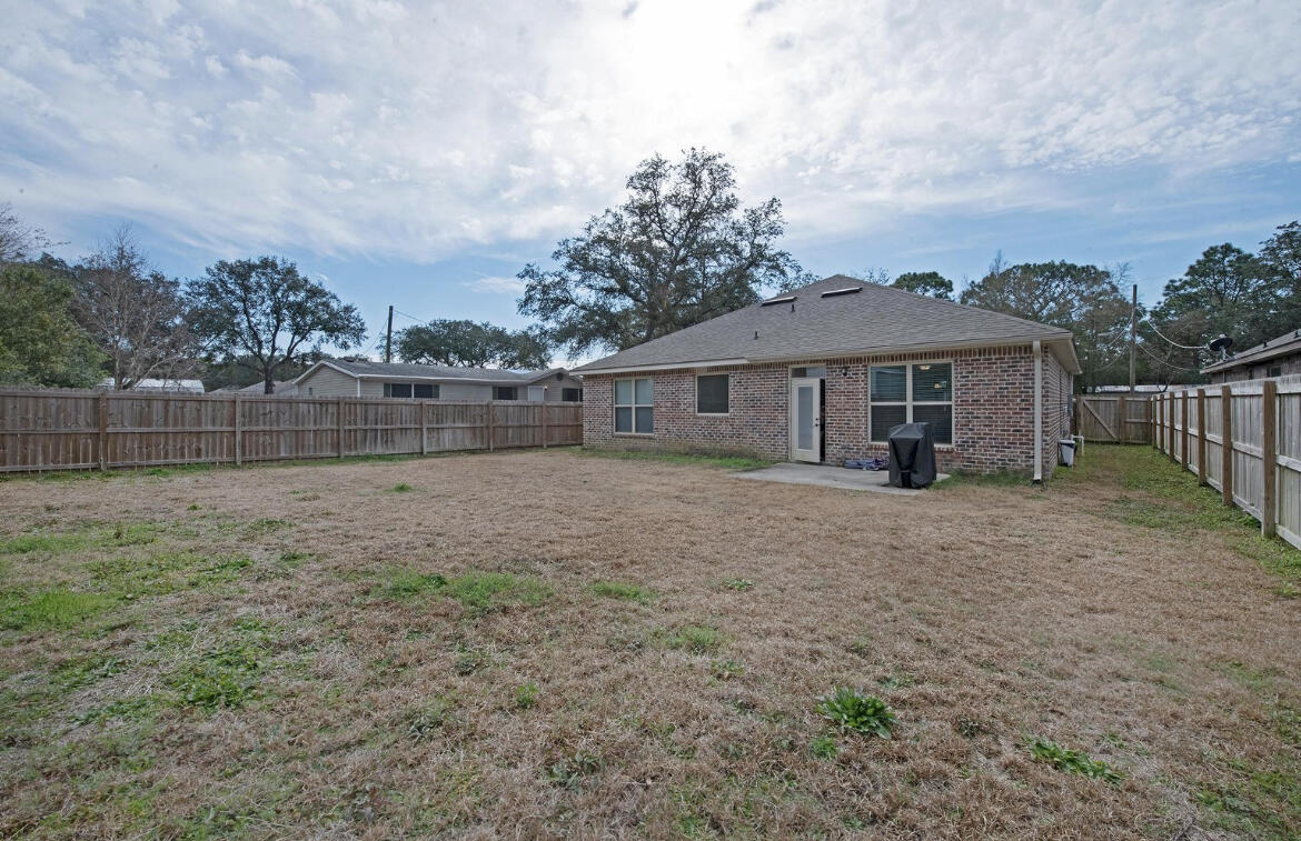 RACETRACK ROAD 3RD ADDN - Residential