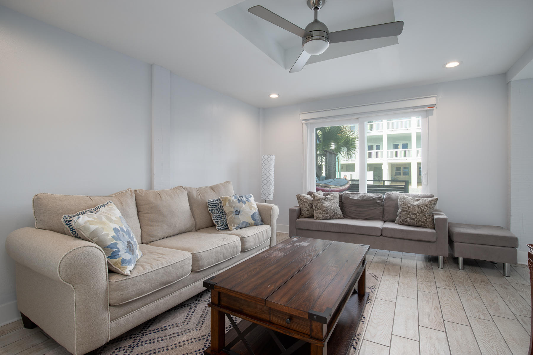 GRAYTON BEACH - Residential