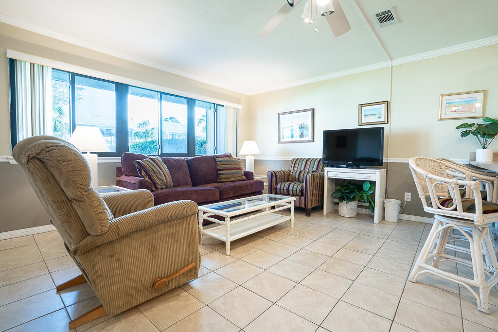 HIDDEN BEACH VILLAS CONDO - Residential