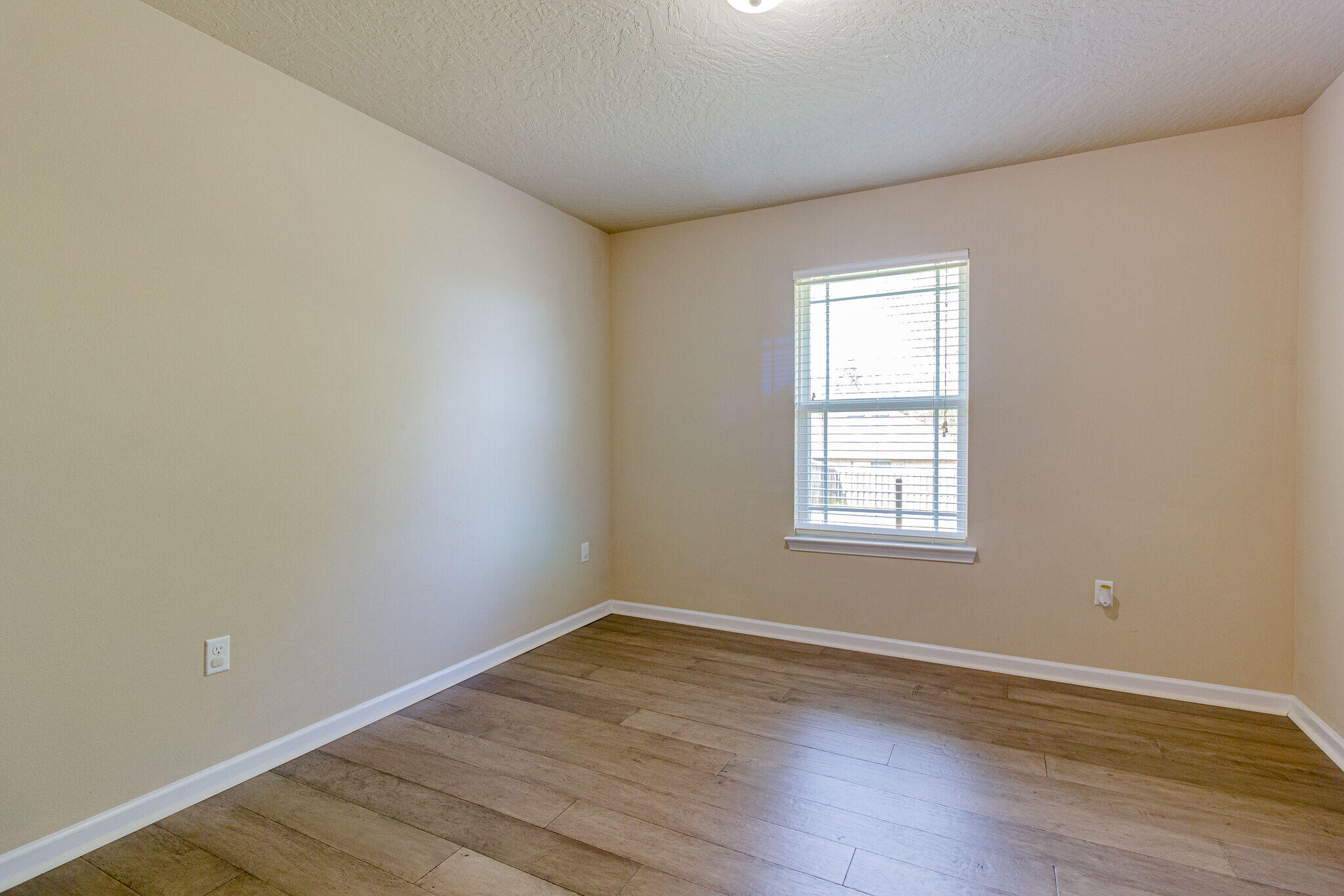 LEE FARMS PH III - Residential Lease