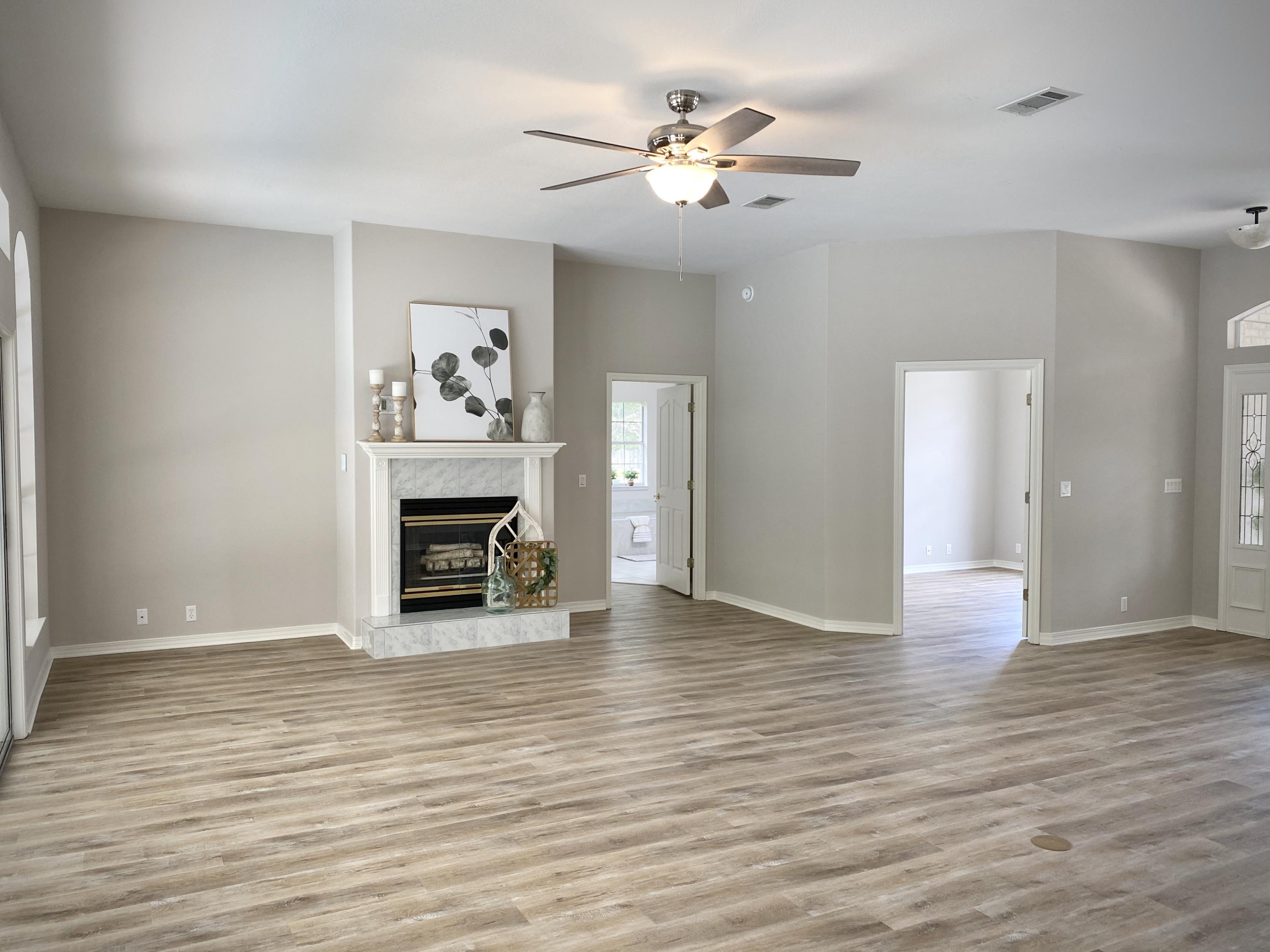 ROCKY BAYOU COUNTRY CLUB ESTATES 10 - Residential