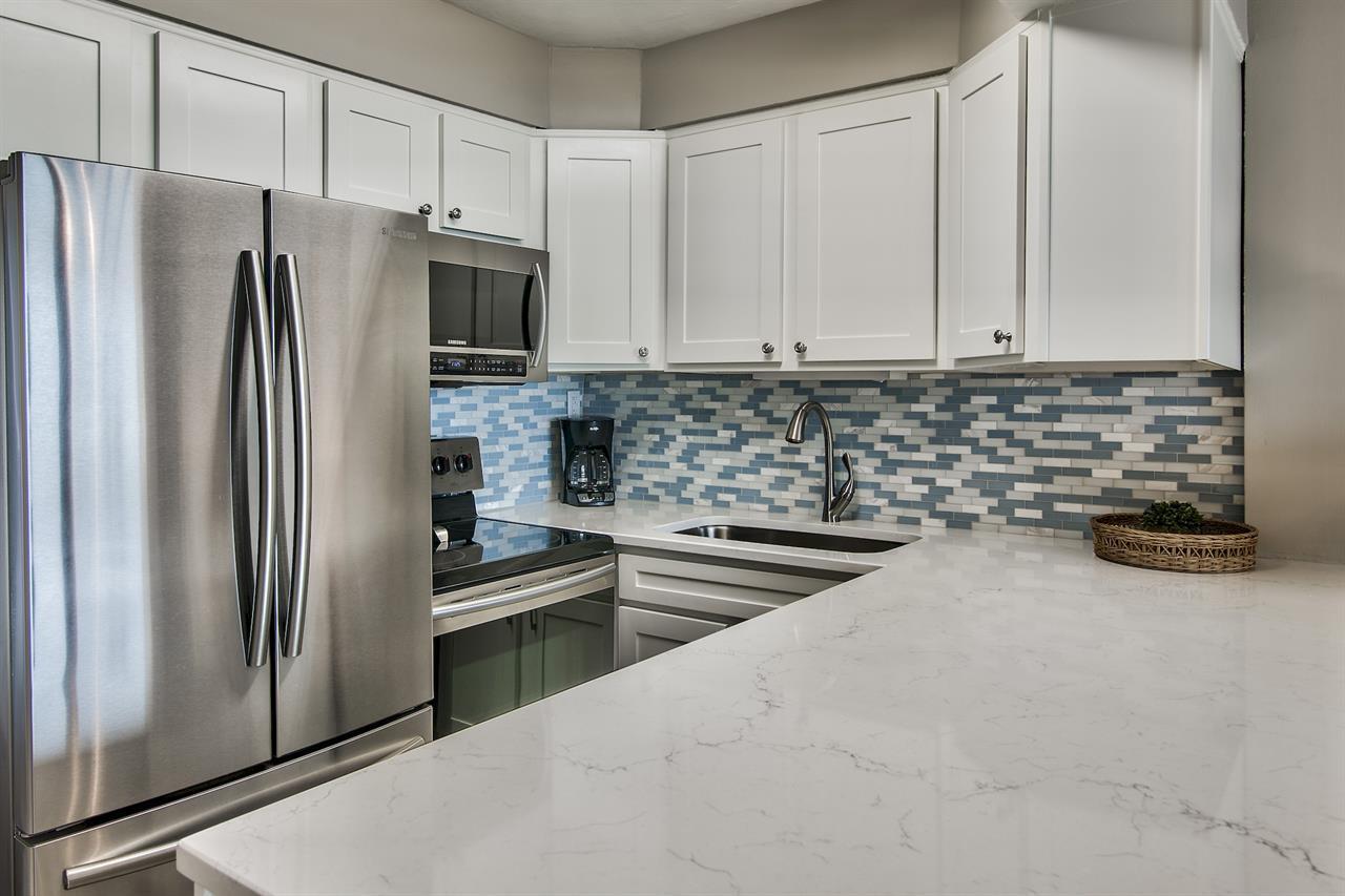 Jetty East Condominium - Residential