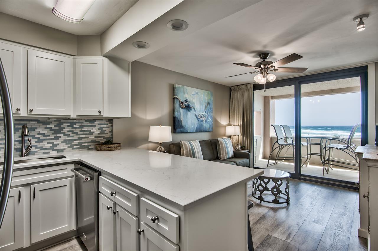 Jetty East Condominium - Residential