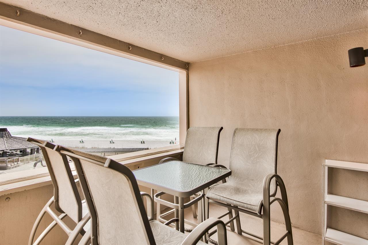 Jetty East Condominium - Residential