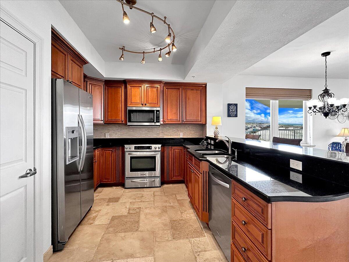 THE INN AT SUMMERWIND - Residential