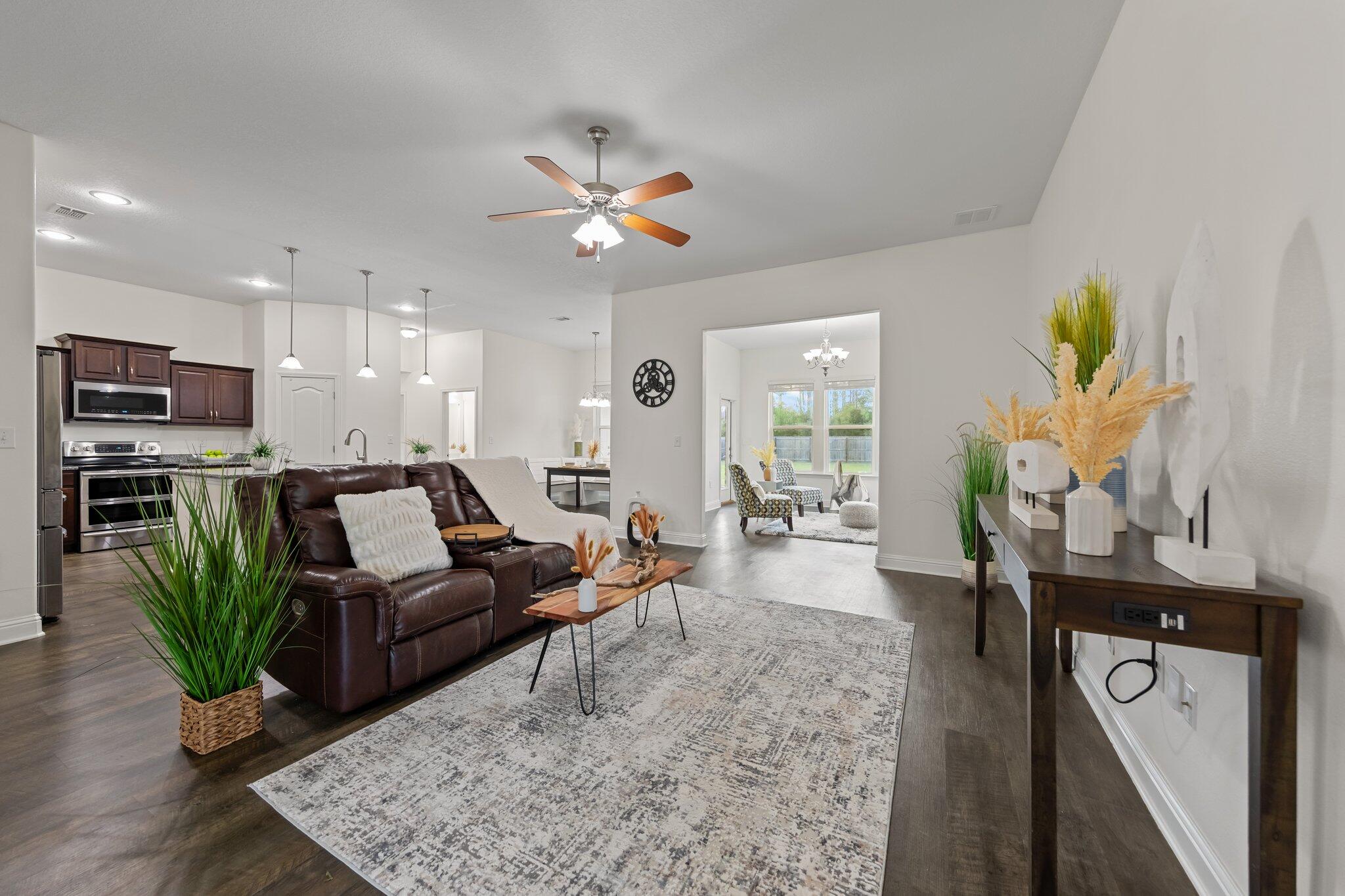 NAVARRE SECOND ADDITION - Residential