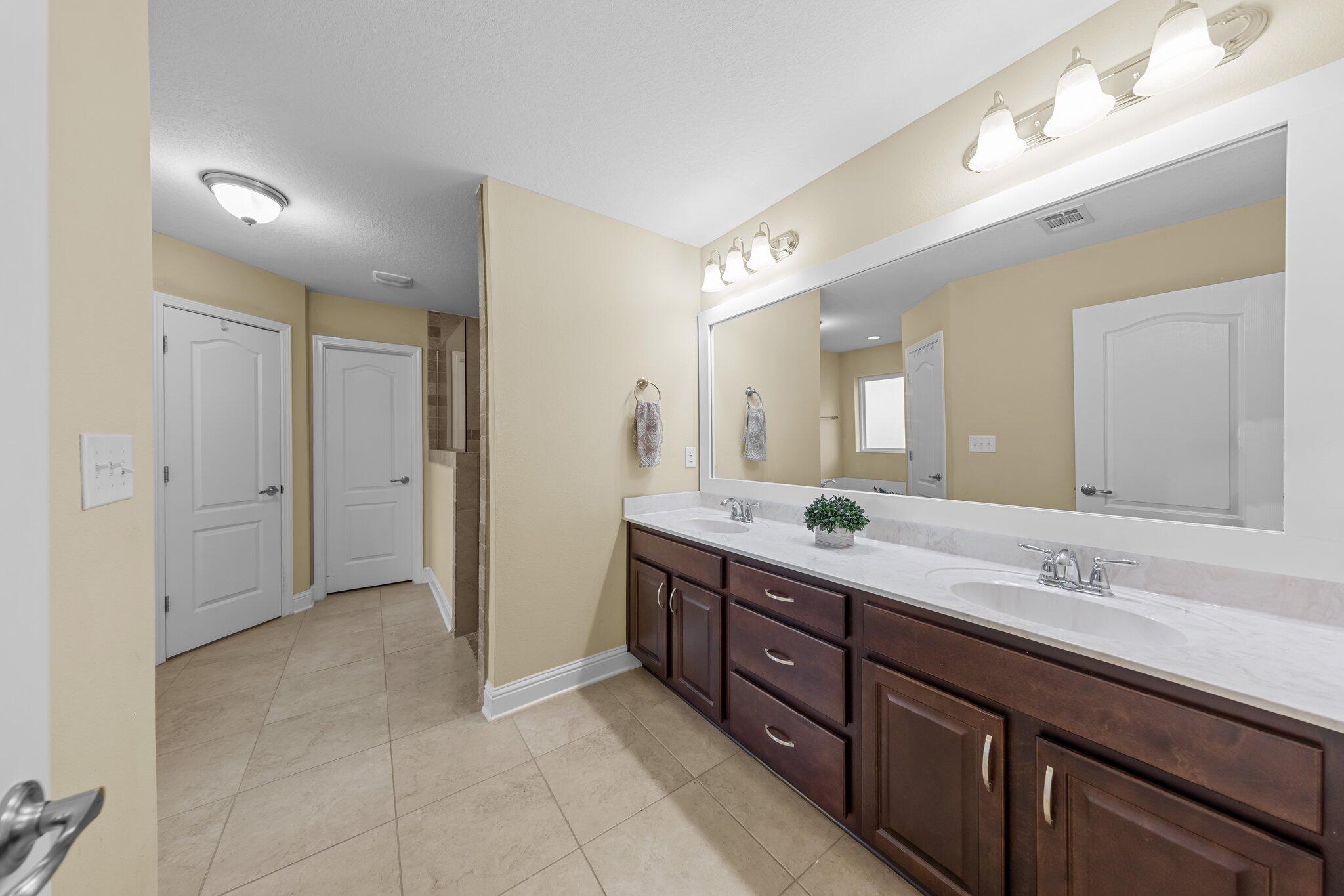 NAVARRE SECOND ADDITION - Residential