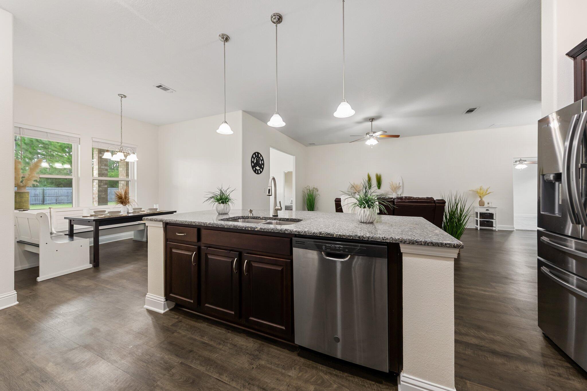 NAVARRE SECOND ADDITION - Residential