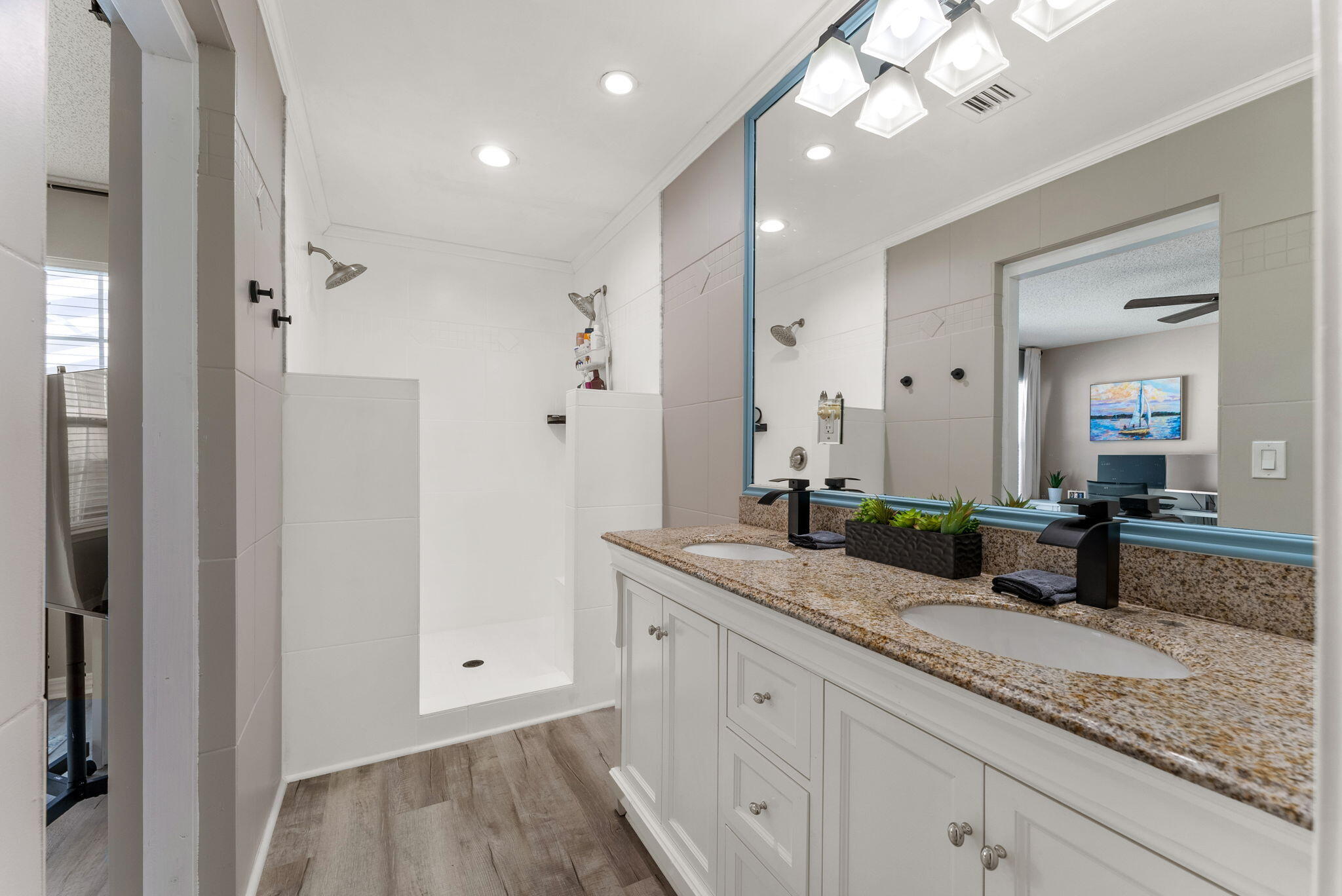 SUMMERWOOD - Residential