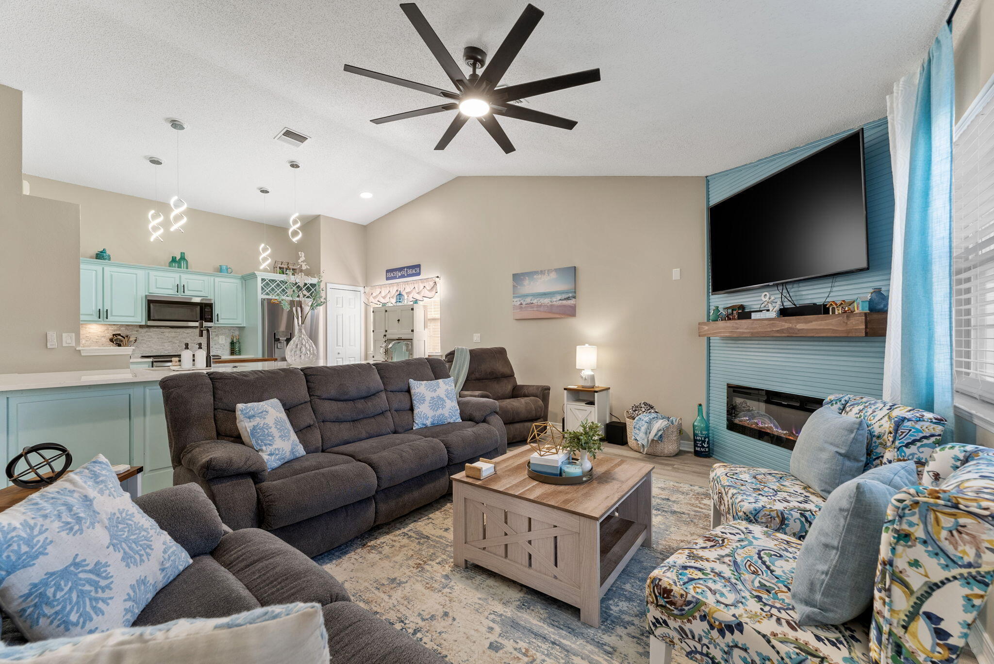 SUMMERWOOD - Residential