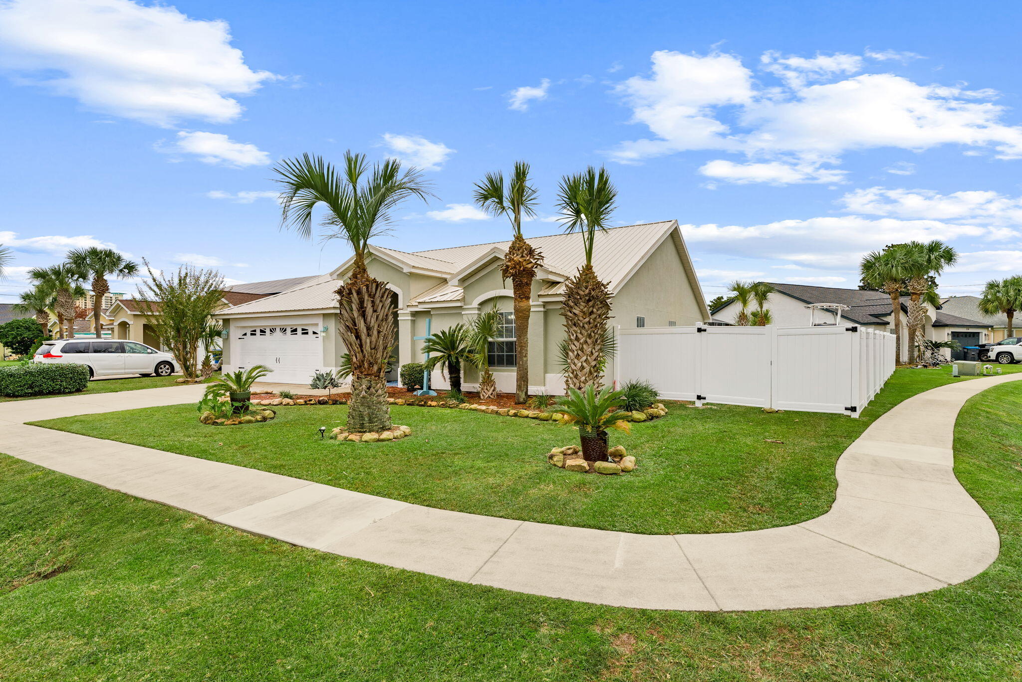 SUMMERWOOD - Residential