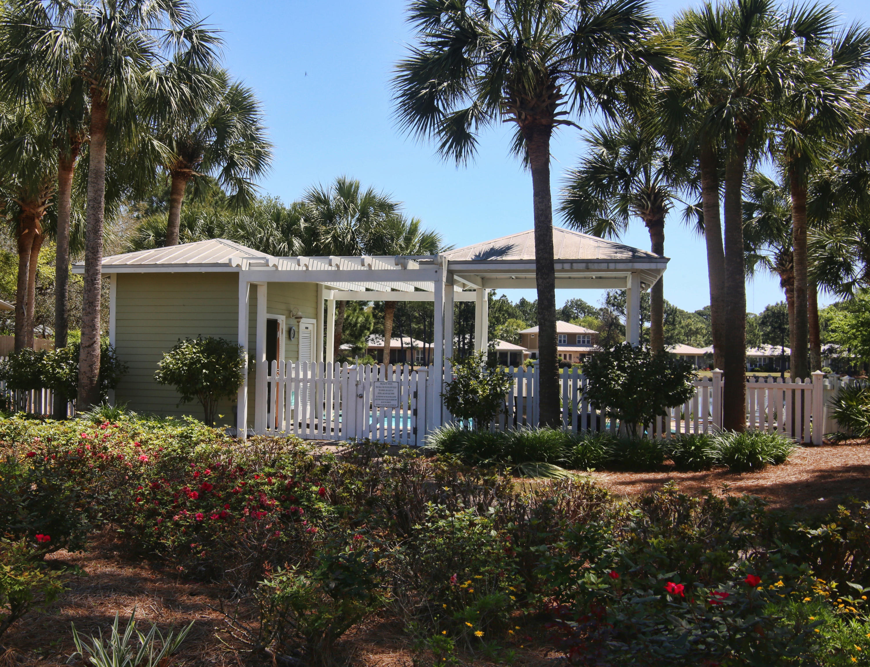 CRYSTAL LAKE AT SANDESTIN - Residential