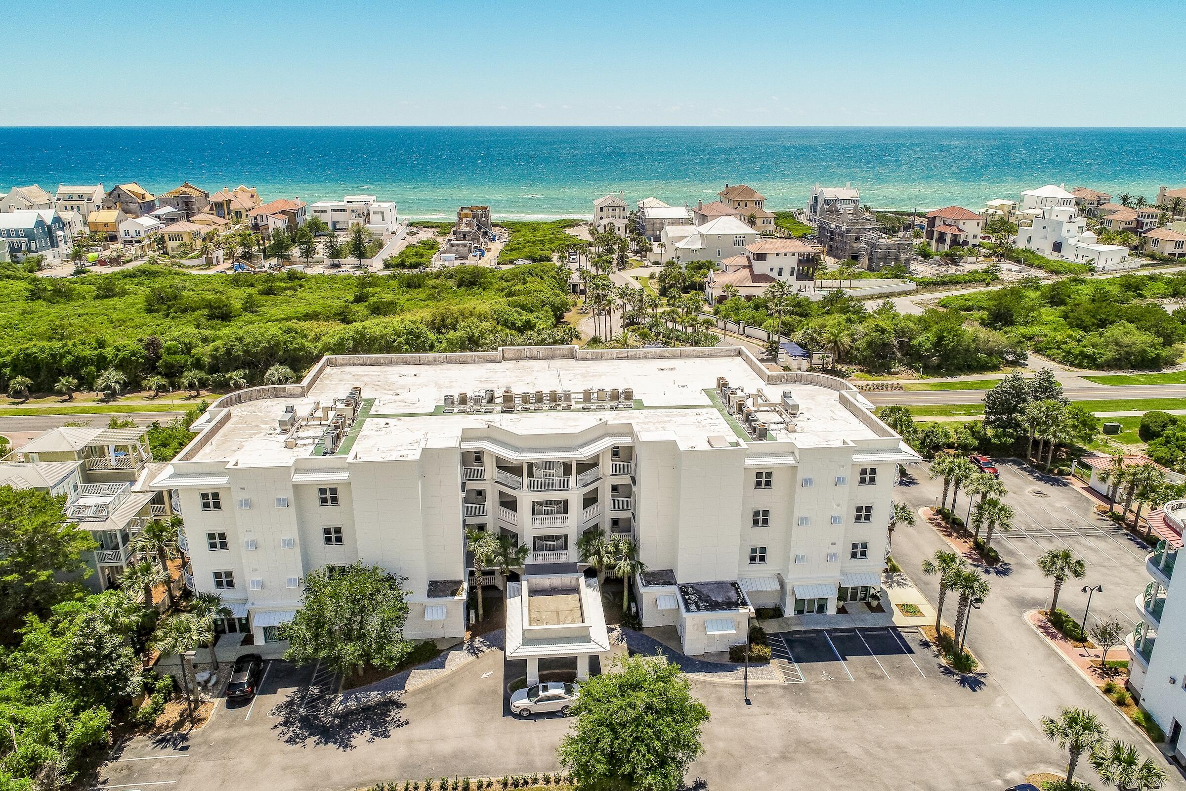 ALEXANDER AT PALM COURT - Residential