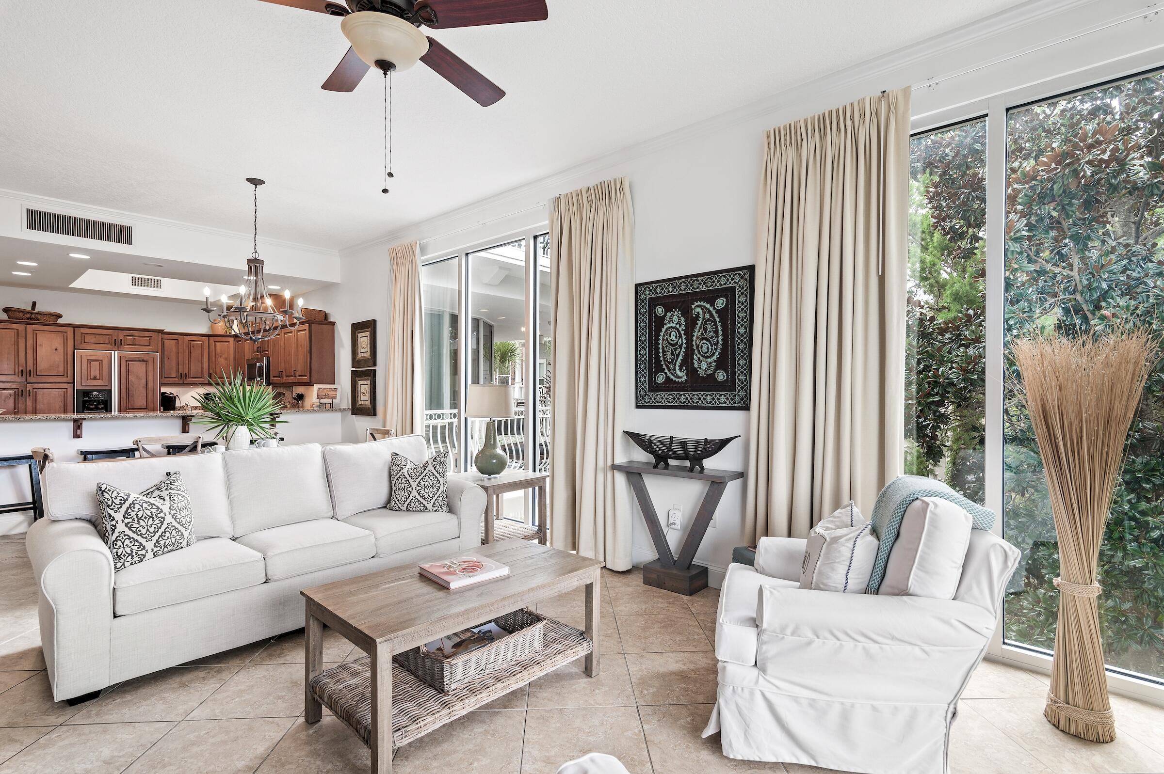 ALEXANDER AT PALM COURT - Residential