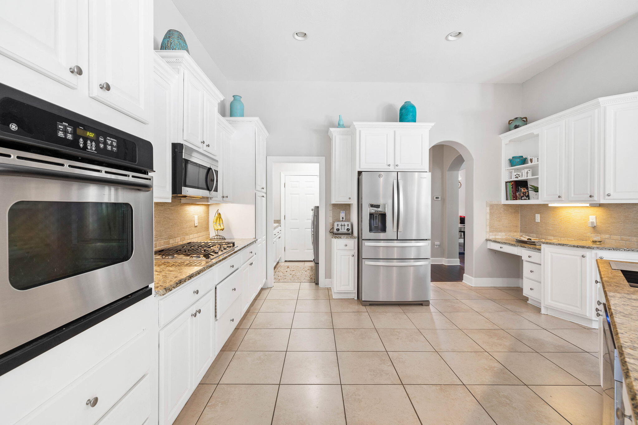 CHARDONNAY ESTATES - Residential