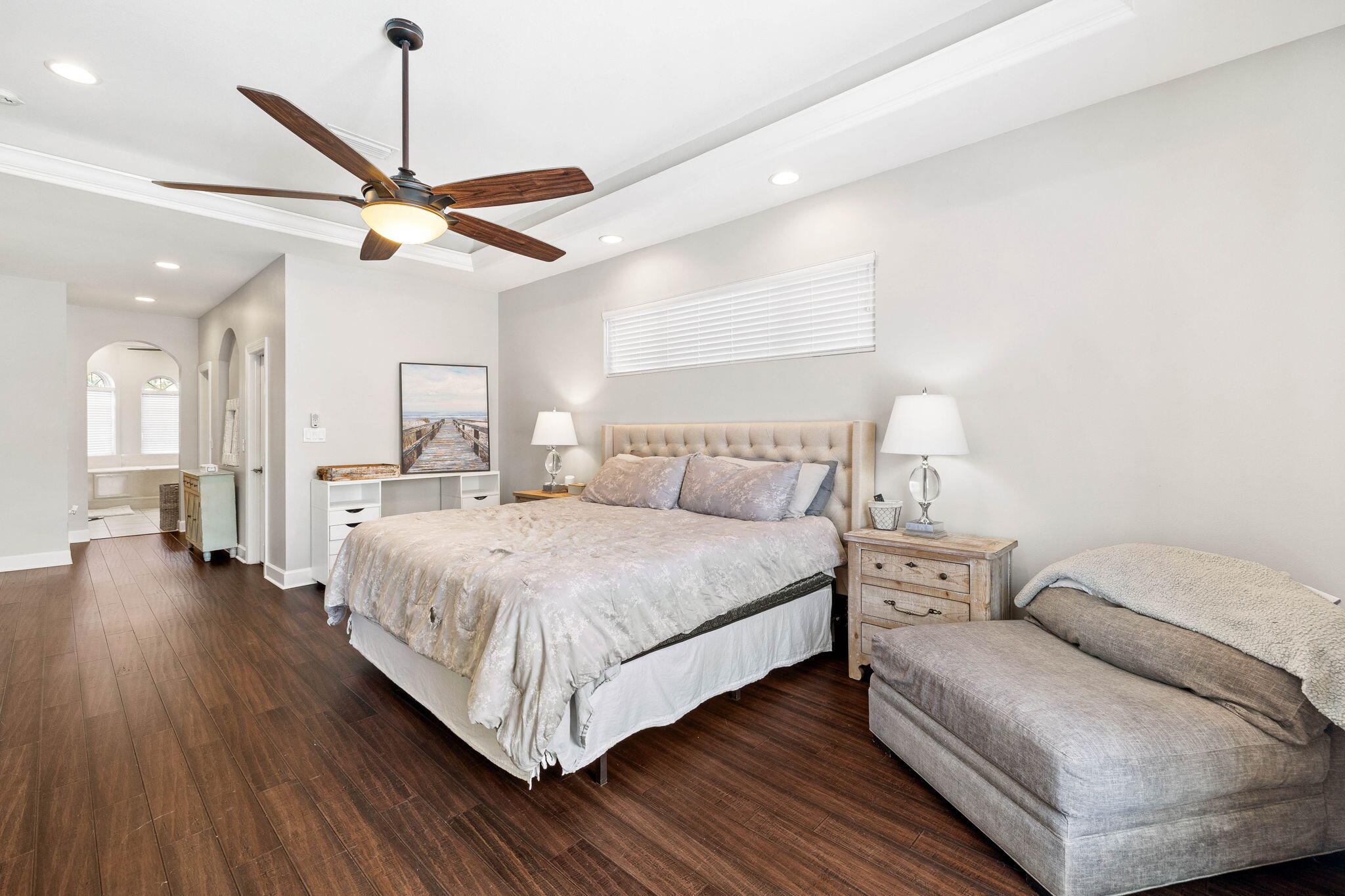 CHARDONNAY ESTATES - Residential