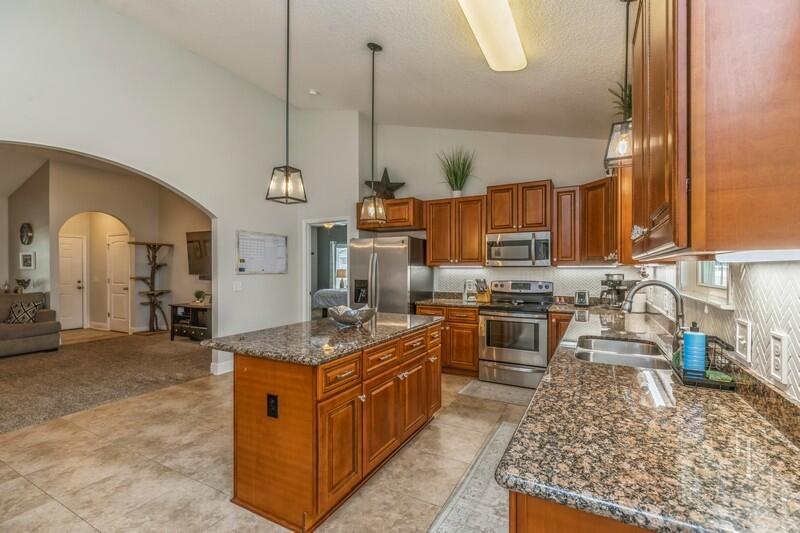 BLACKJACK ESTATES - Residential