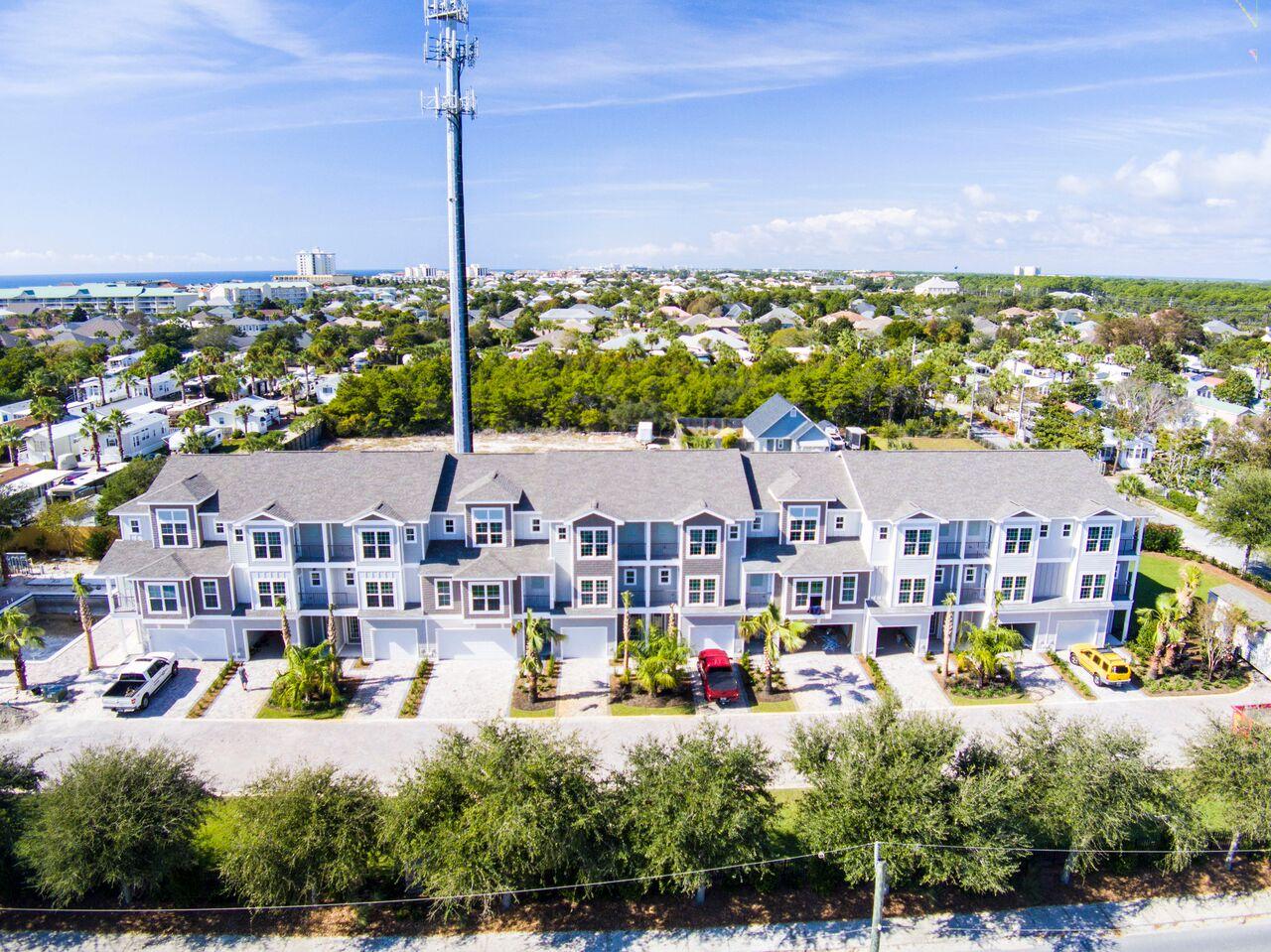 DRIFTWOOD DRIVE TOWNHOMES - Residential