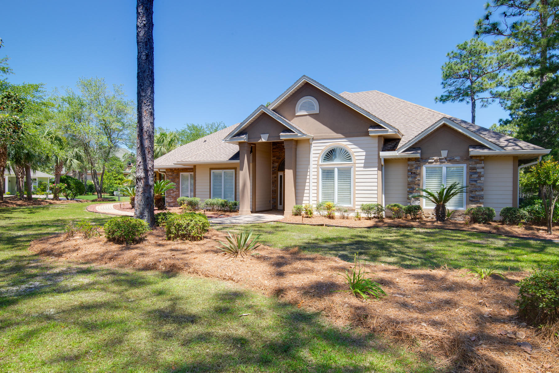 BOTANY BAYOU - Residential