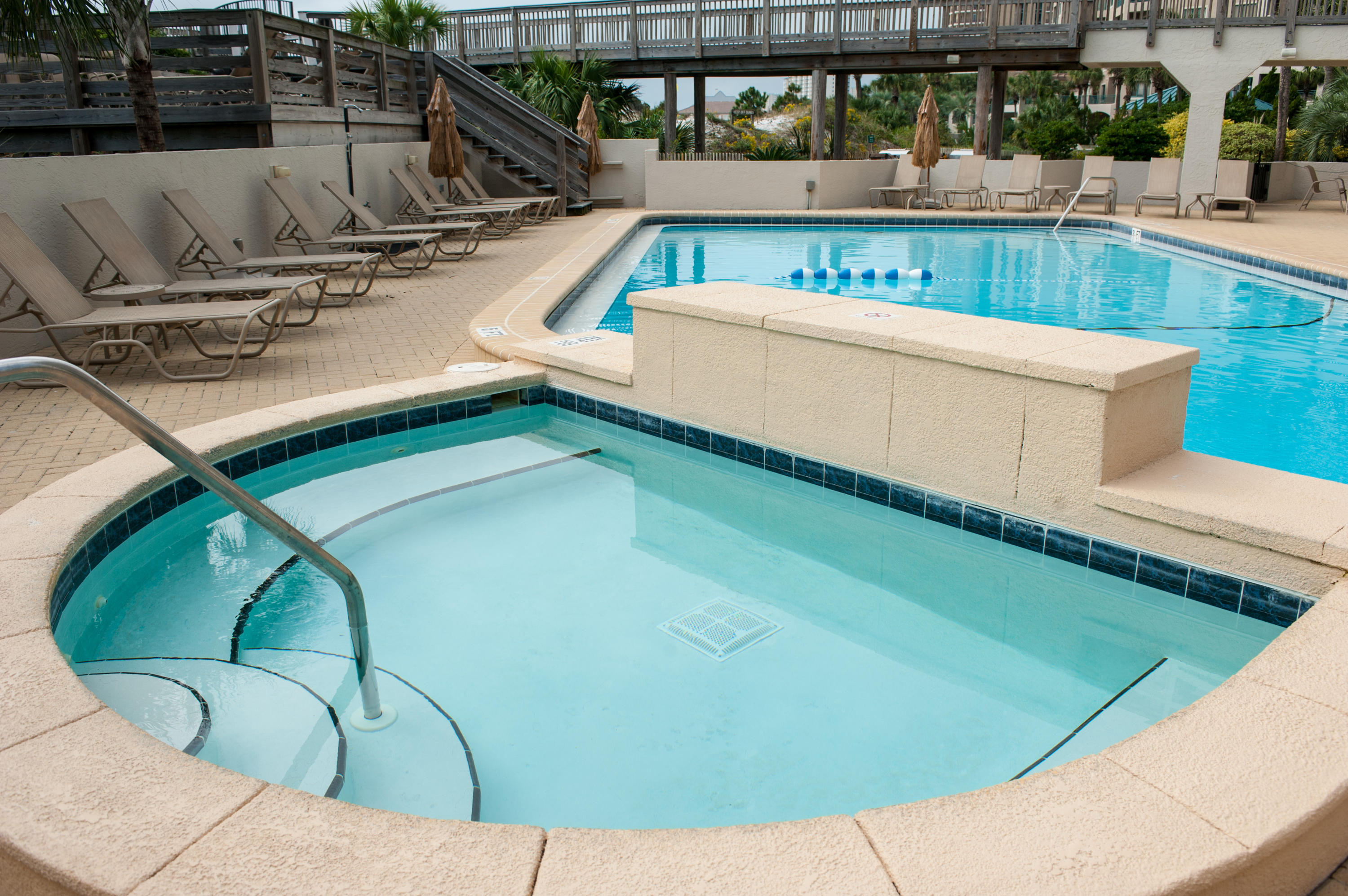 BEACHSIDE 1 CONDO - Residential