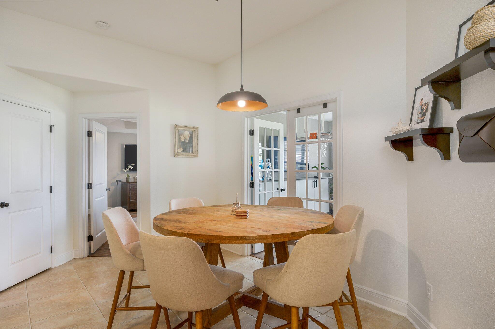 CARDINAL ESTATES - Residential