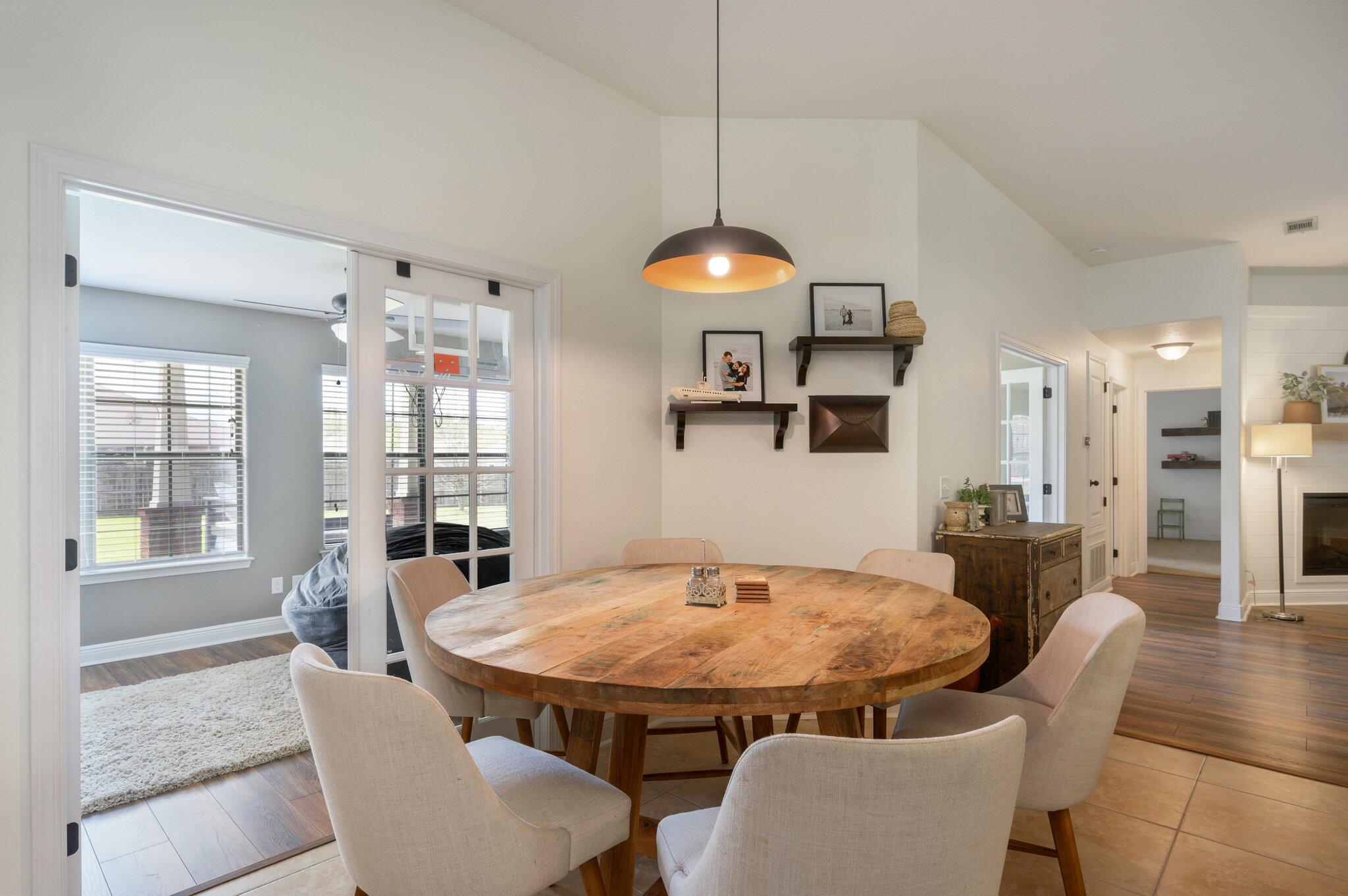 CARDINAL ESTATES - Residential