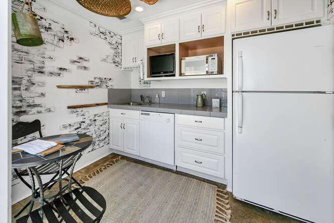 FRANGISTA BEACH 1ST ADDN - Residential