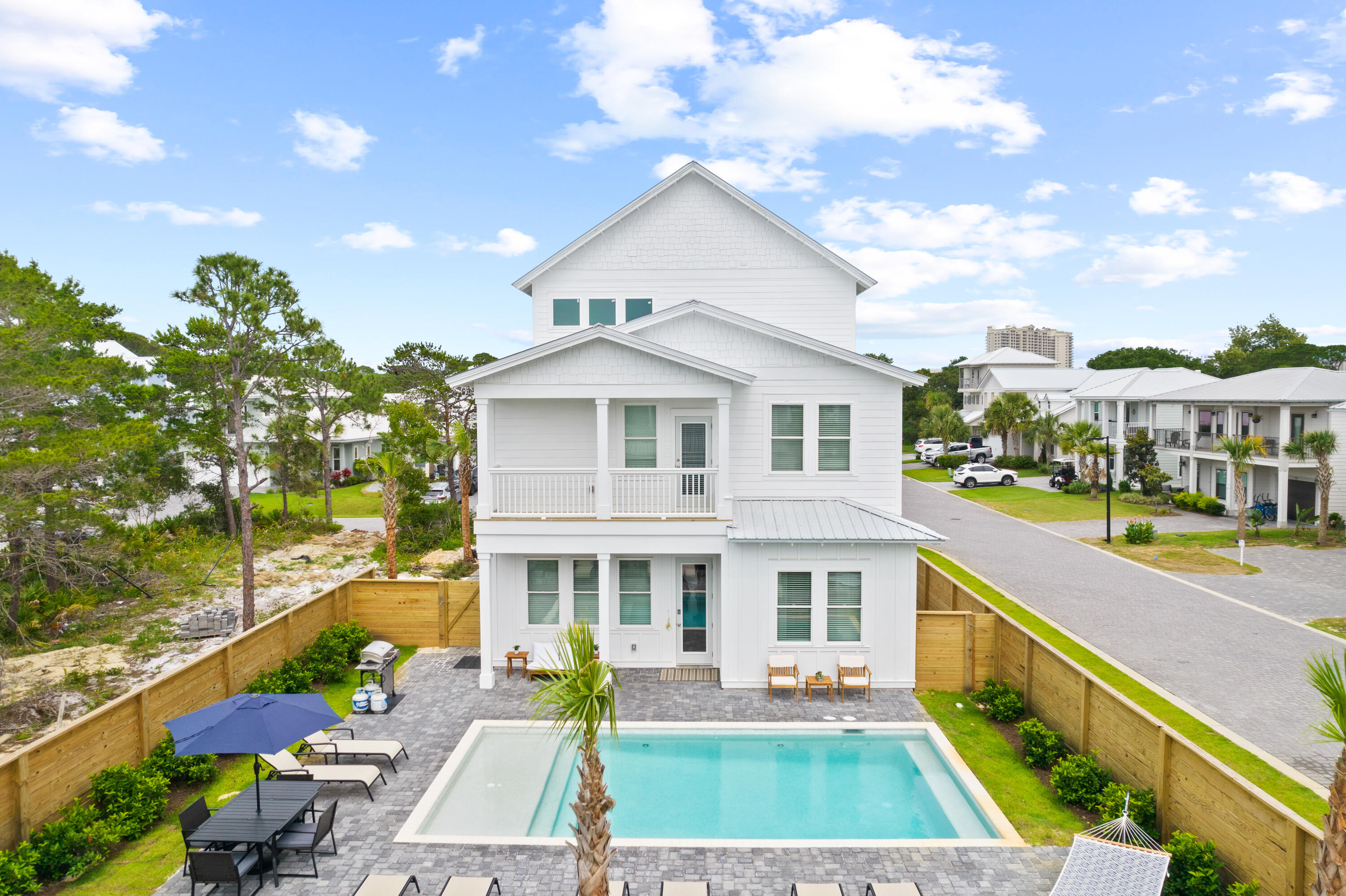 FRANGISTA BEACH 2ND ADDN - Residential