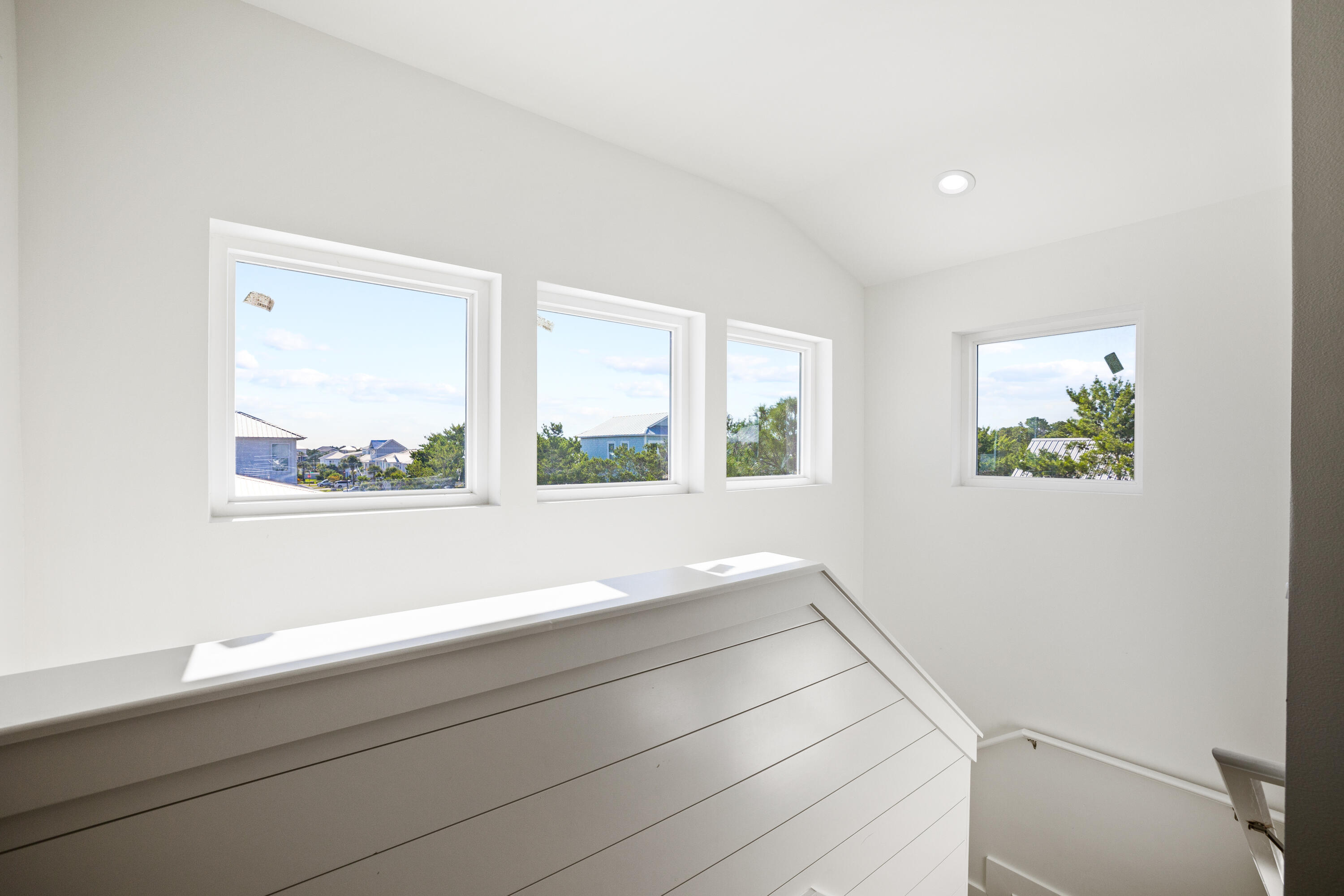 FRANGISTA BEACH 2ND ADDN - Residential