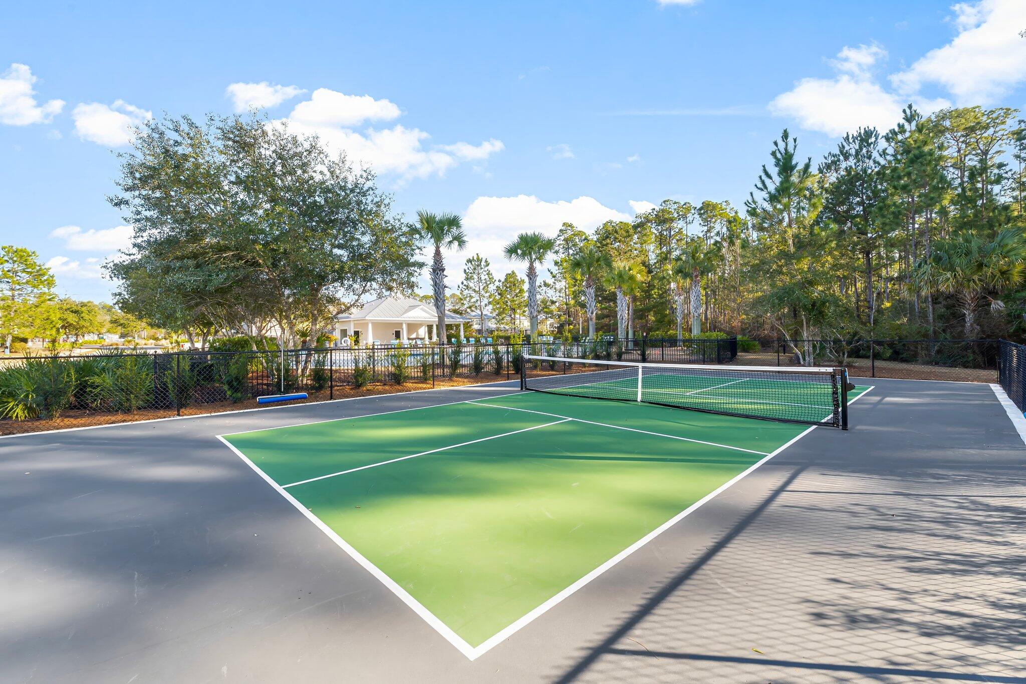 VERANDAS AT FREEPORT - Residential Lease