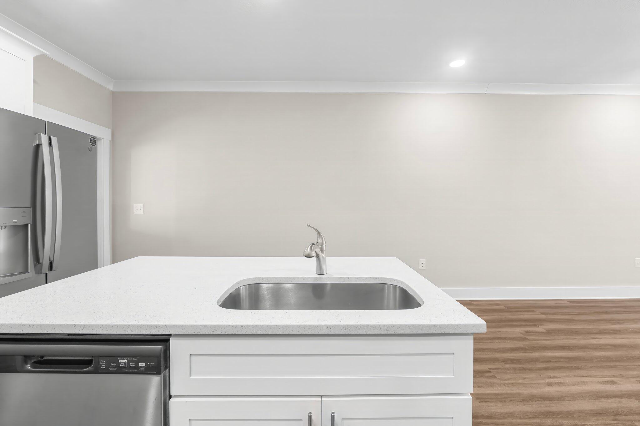 VERANDAS AT FREEPORT - Residential Lease