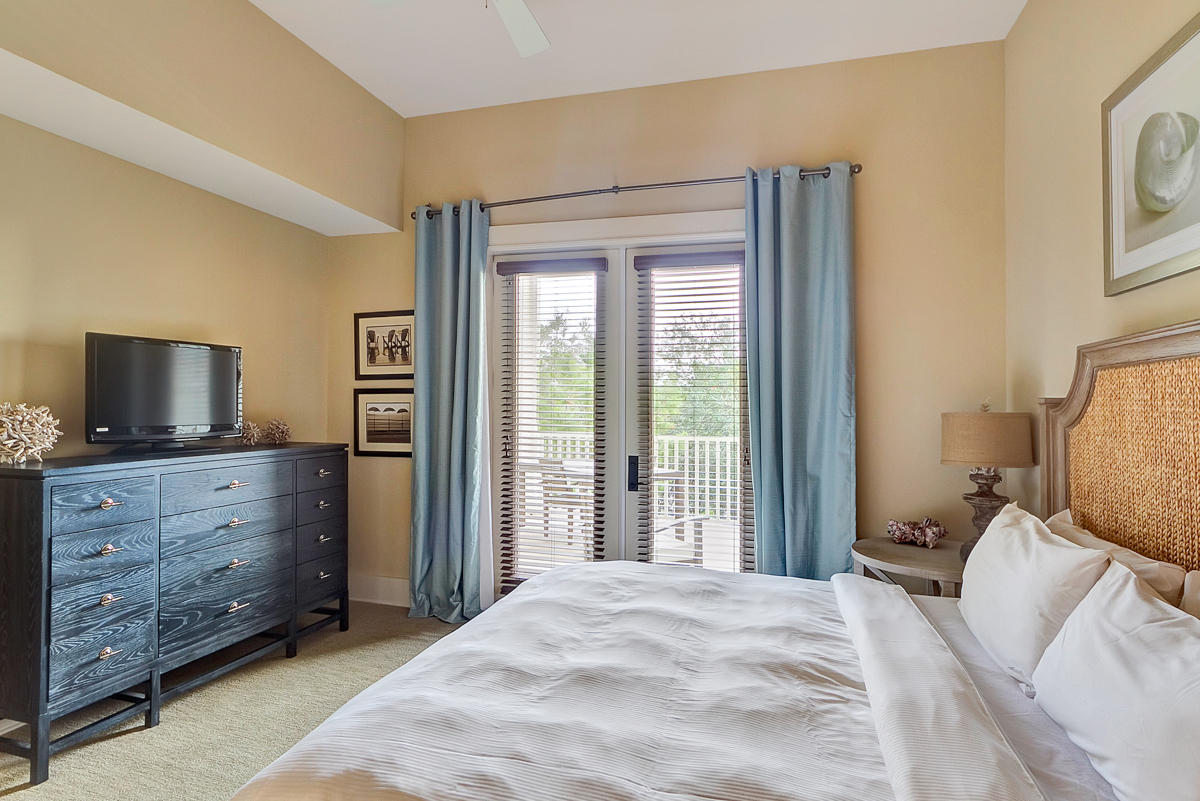 REDFISH VILLAGE - Residential