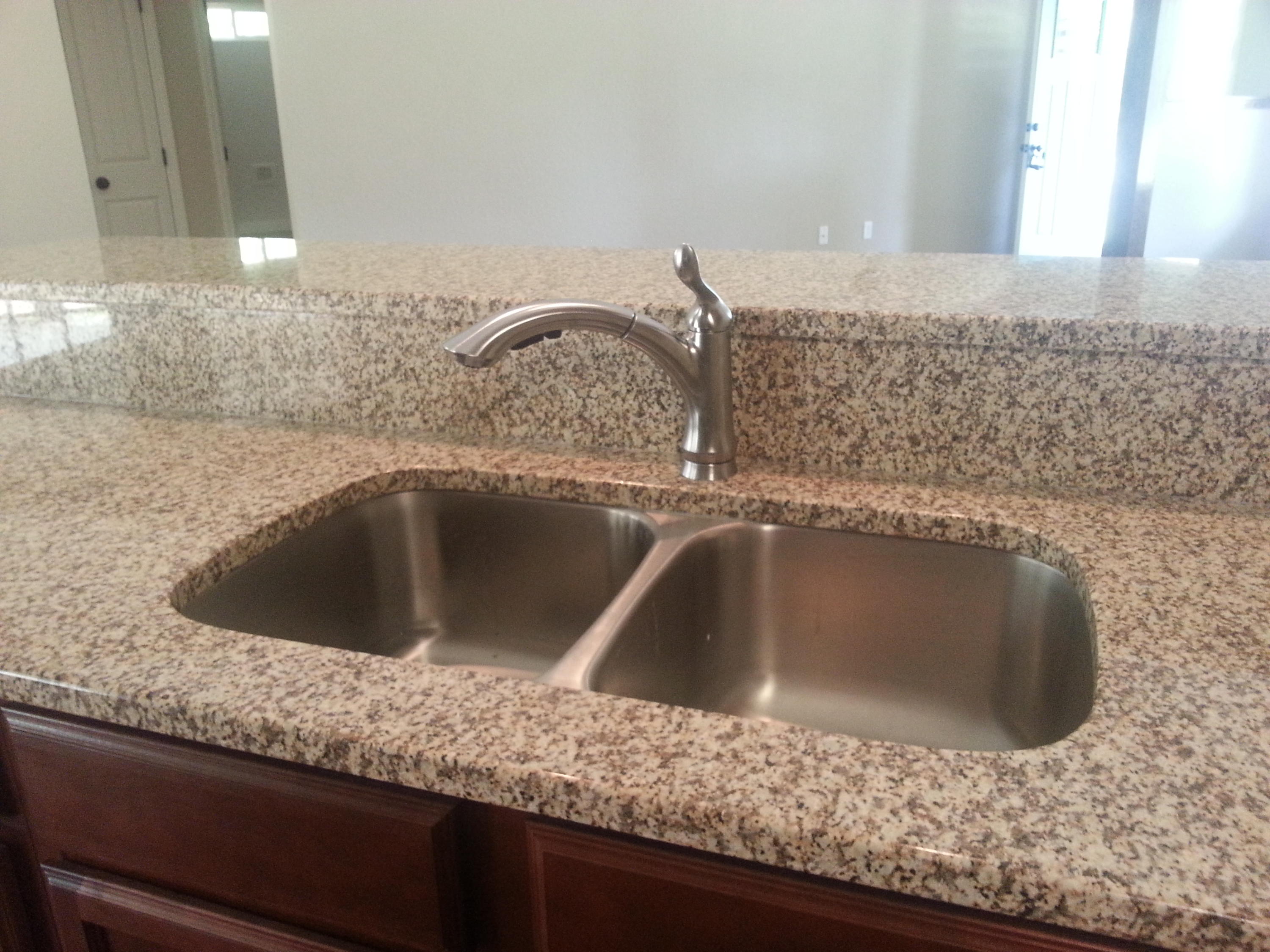 HUNTERS RIDGE - Residential