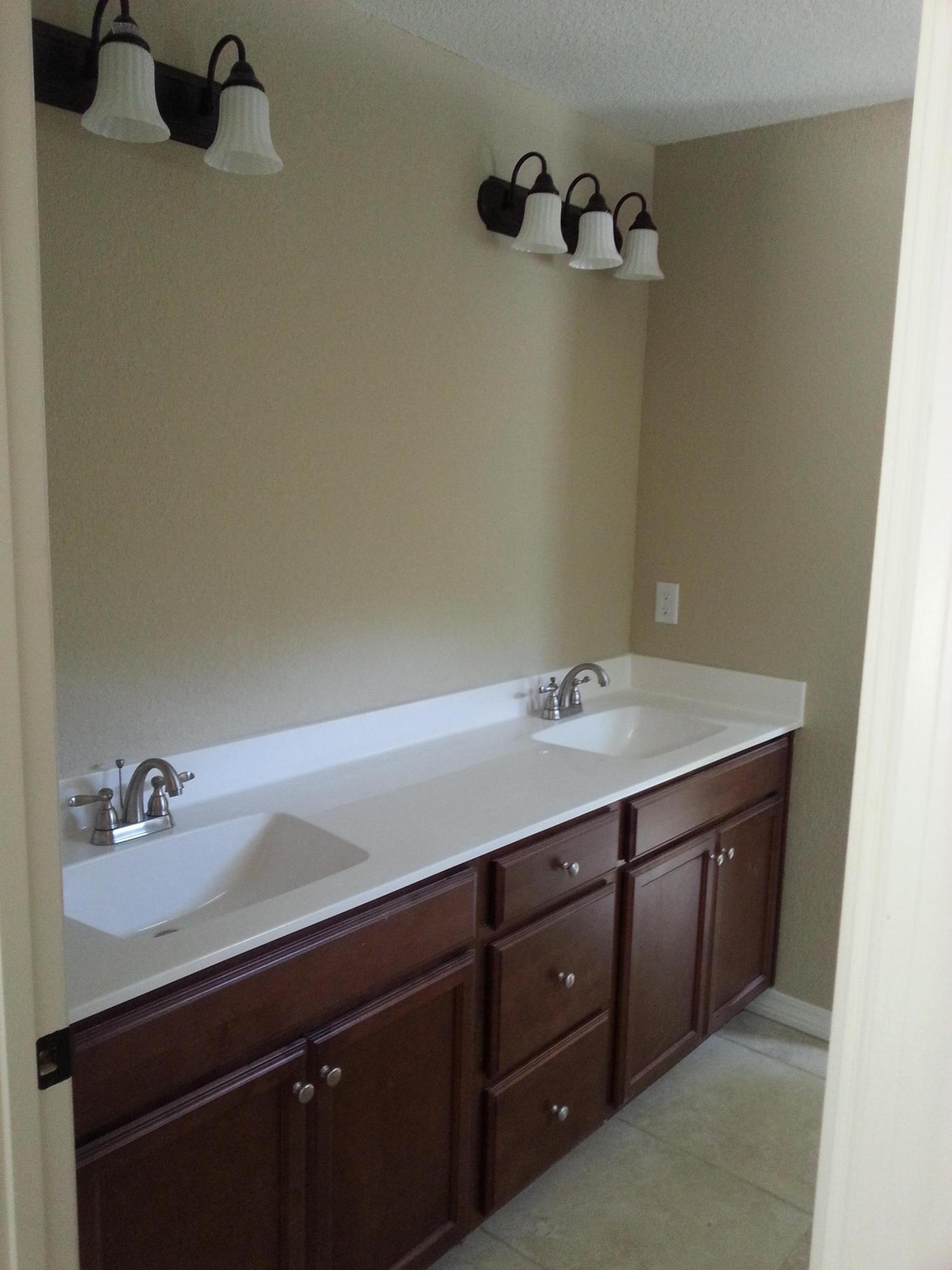 HUNTERS RIDGE - Residential