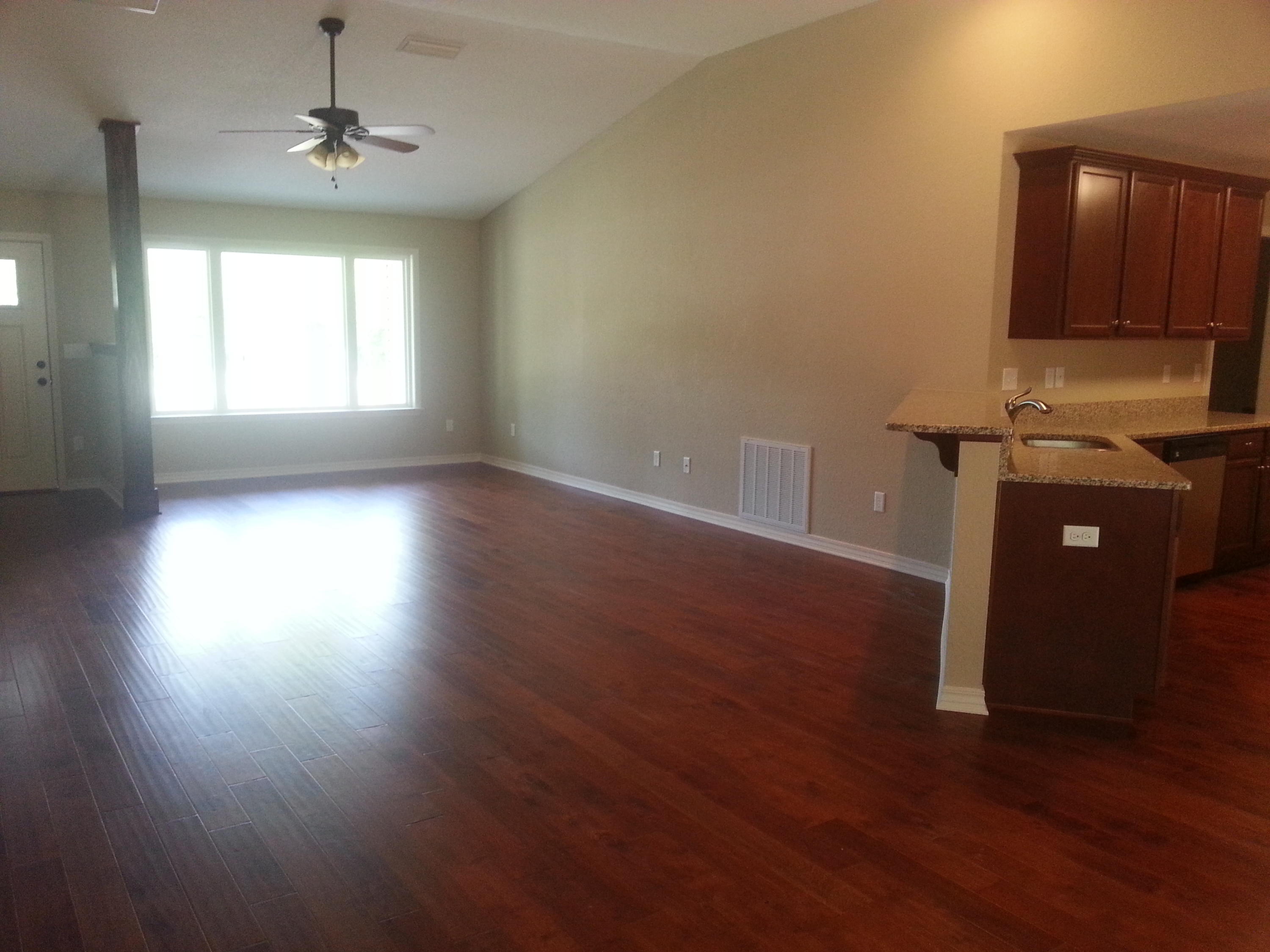 HUNTERS RIDGE - Residential